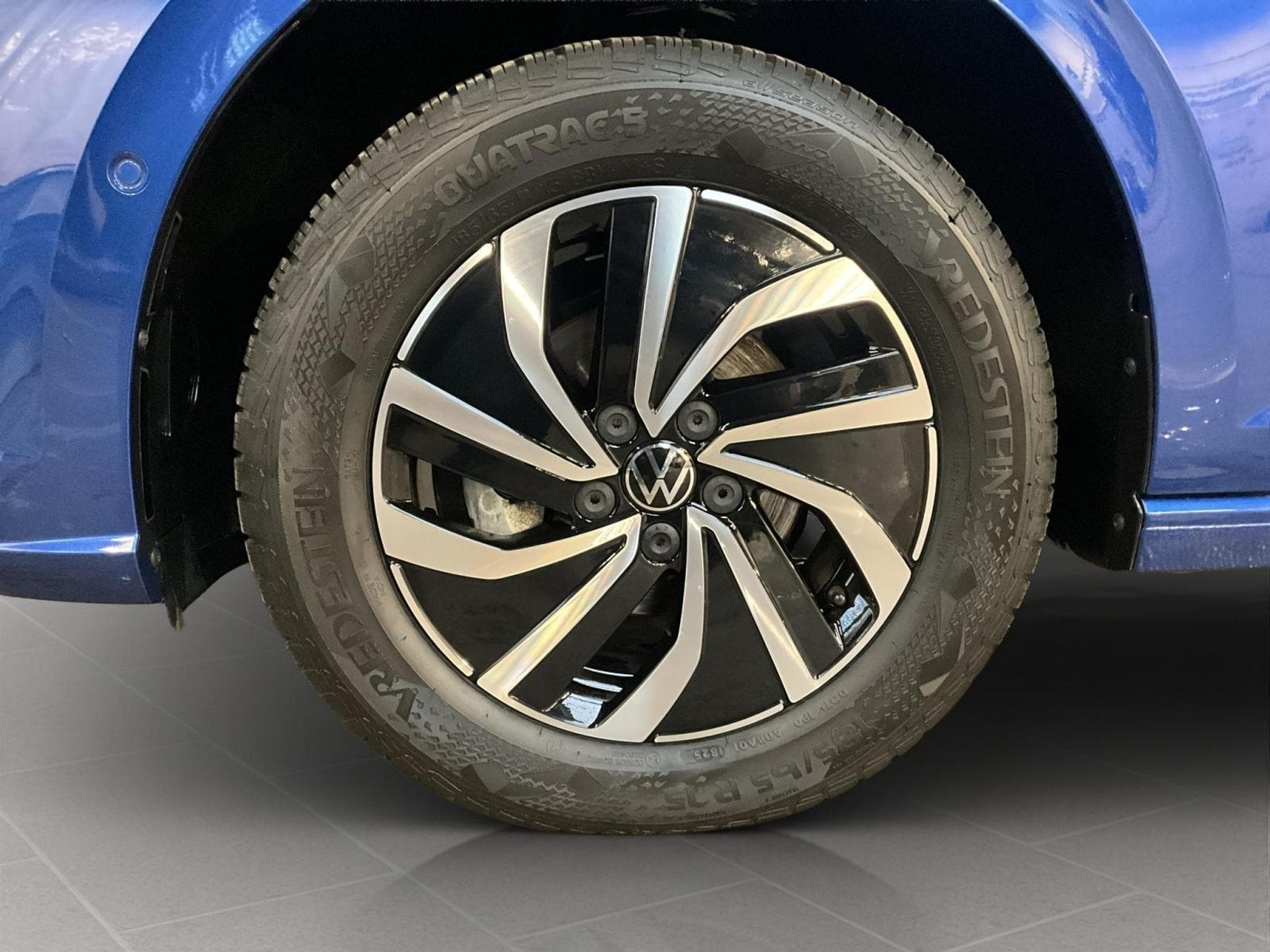 VW Polo Life+DSG+Park&Comfort+IQ-Drive+Light-Ass. (2025) - Foto 8
