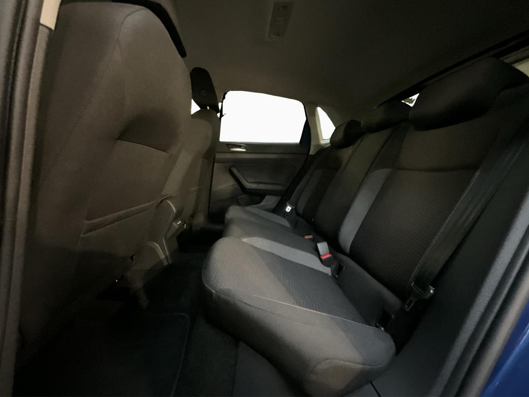 VW Polo Life+DSG+Park&Comfort+IQ-Drive+Light-Ass. (2025) - Foto 15