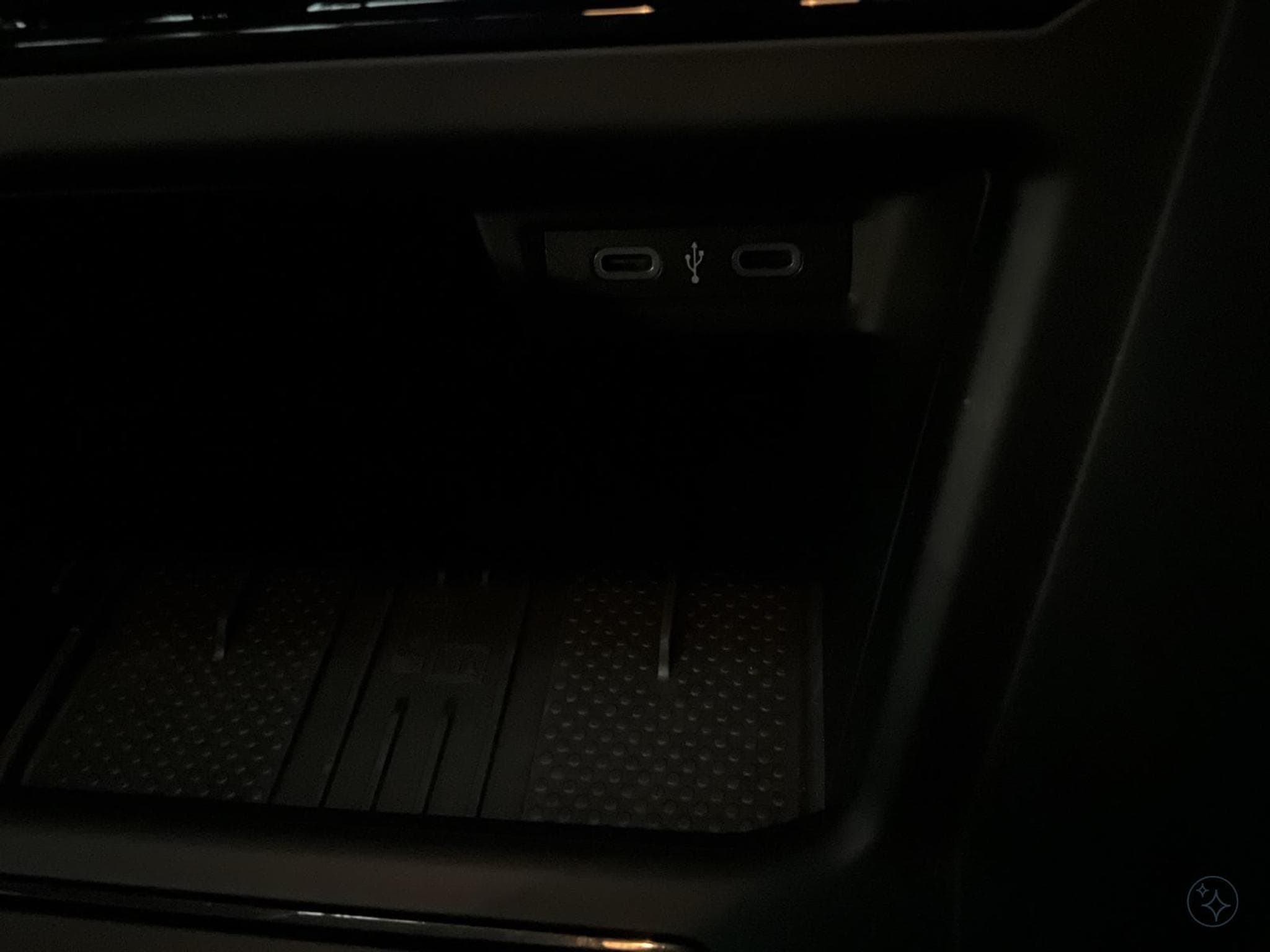 VW Polo Life+DSG+Park&Comfort+IQ-Drive+Light-Ass. (2025) - Foto 19