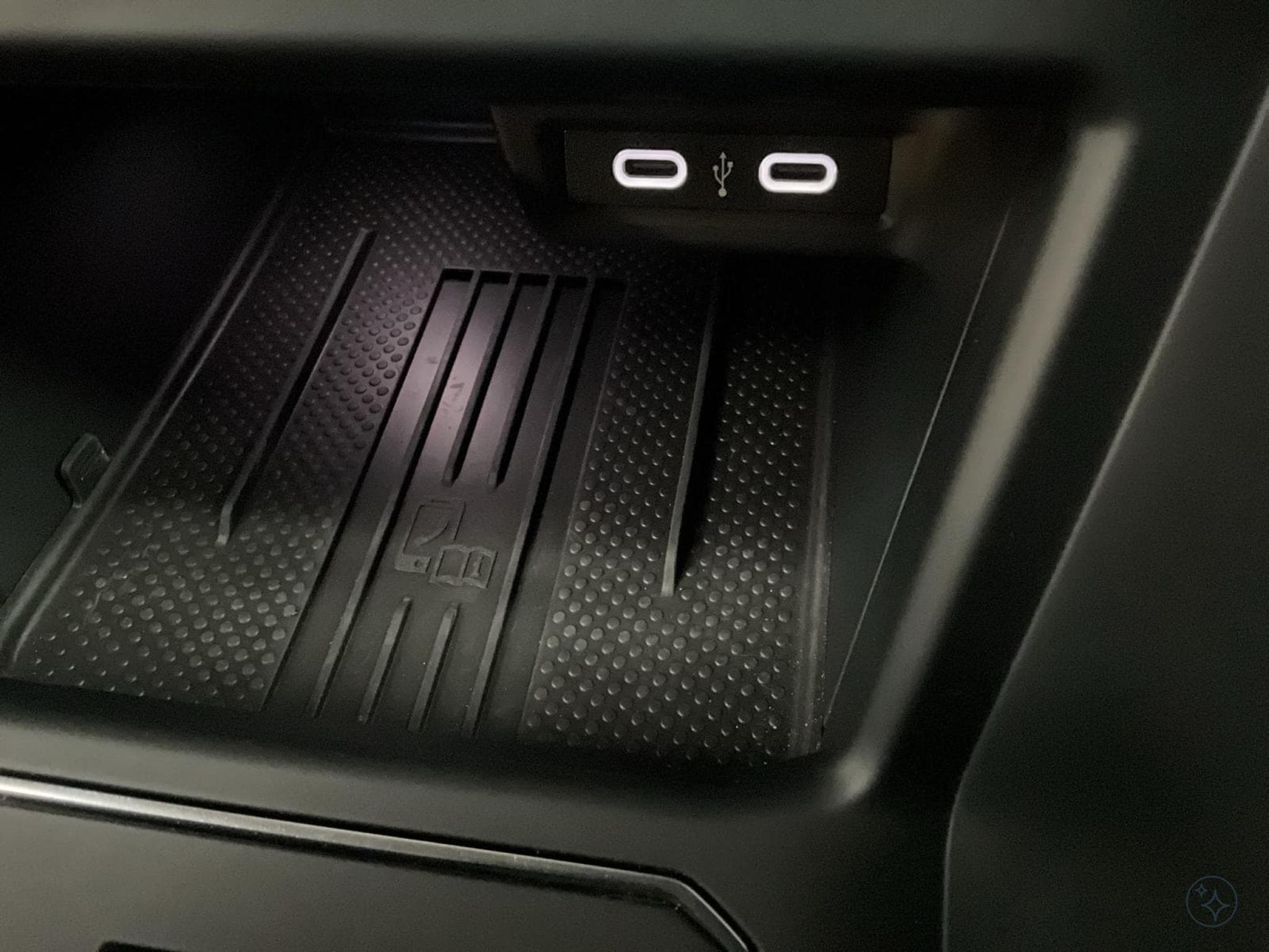 VW Polo R-Line+DSG+P.Assistance+P.Lumiere+DAB+Led (2025) - Photo 19