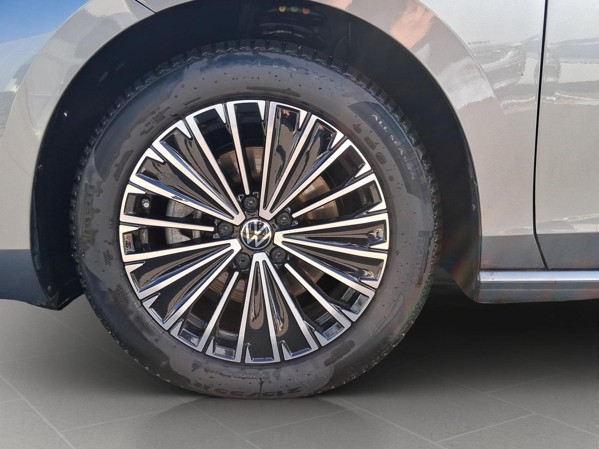 VW Passat Elegance+DSG+P.Acoustique+AHK (2025) - Photo 8