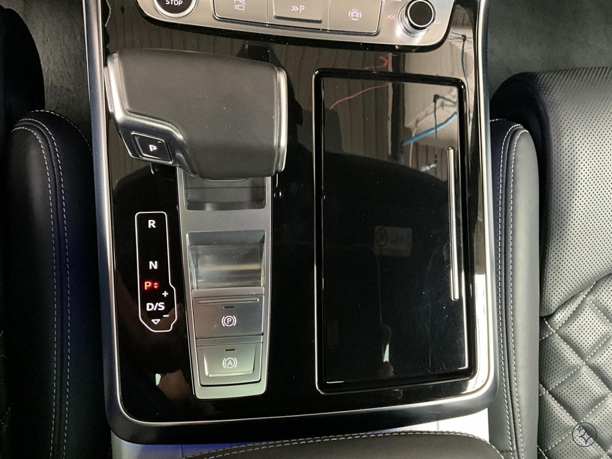 Audi Q8 S-Line+50TDI+Quattro+Tiptronic+P.Explorer+P.Advanced+P.Dynam (2022) - Photo 12