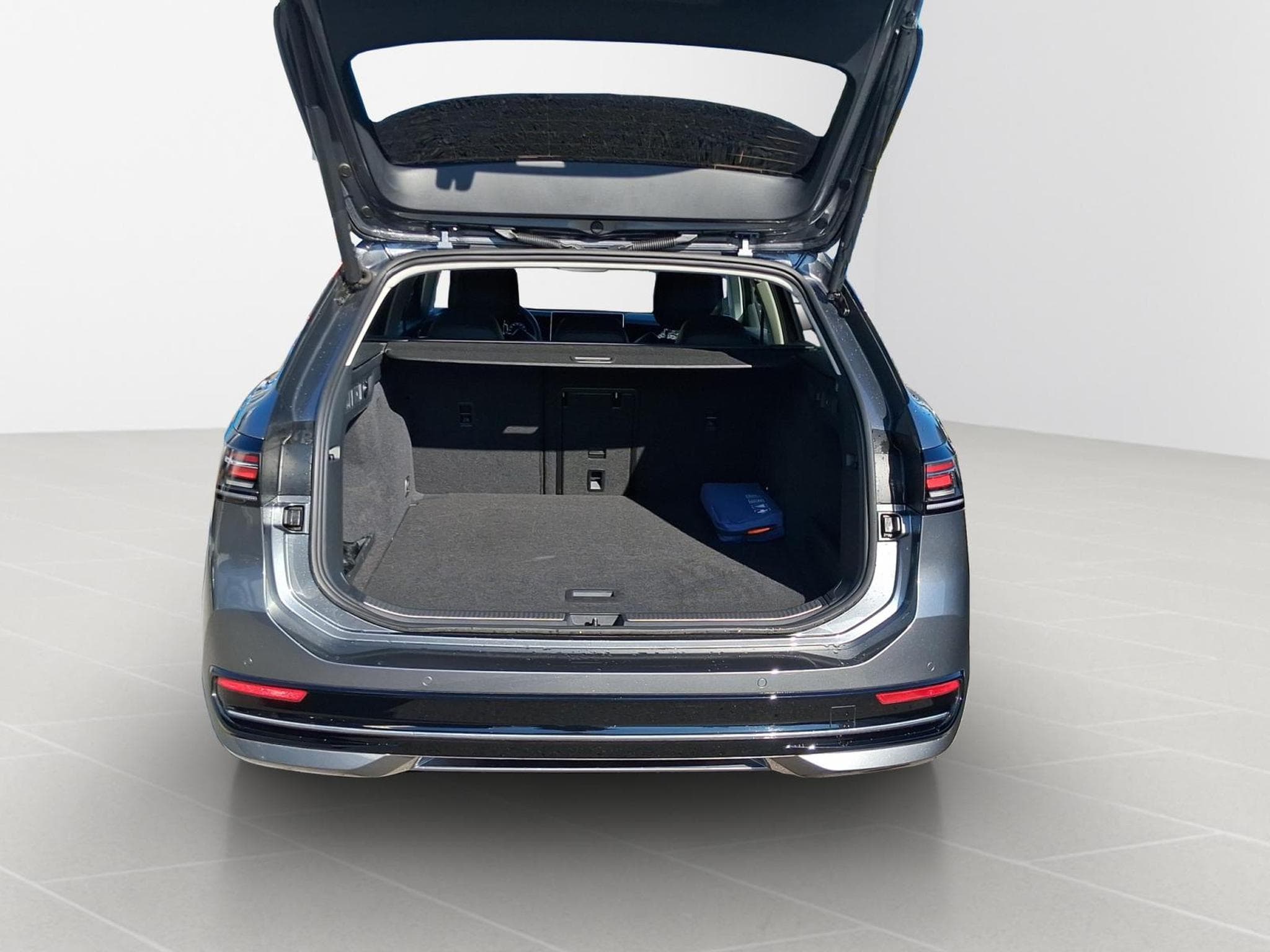 VW Passat Elegance+DSG+P.Acoustique+AHK (2025) - Photo 18