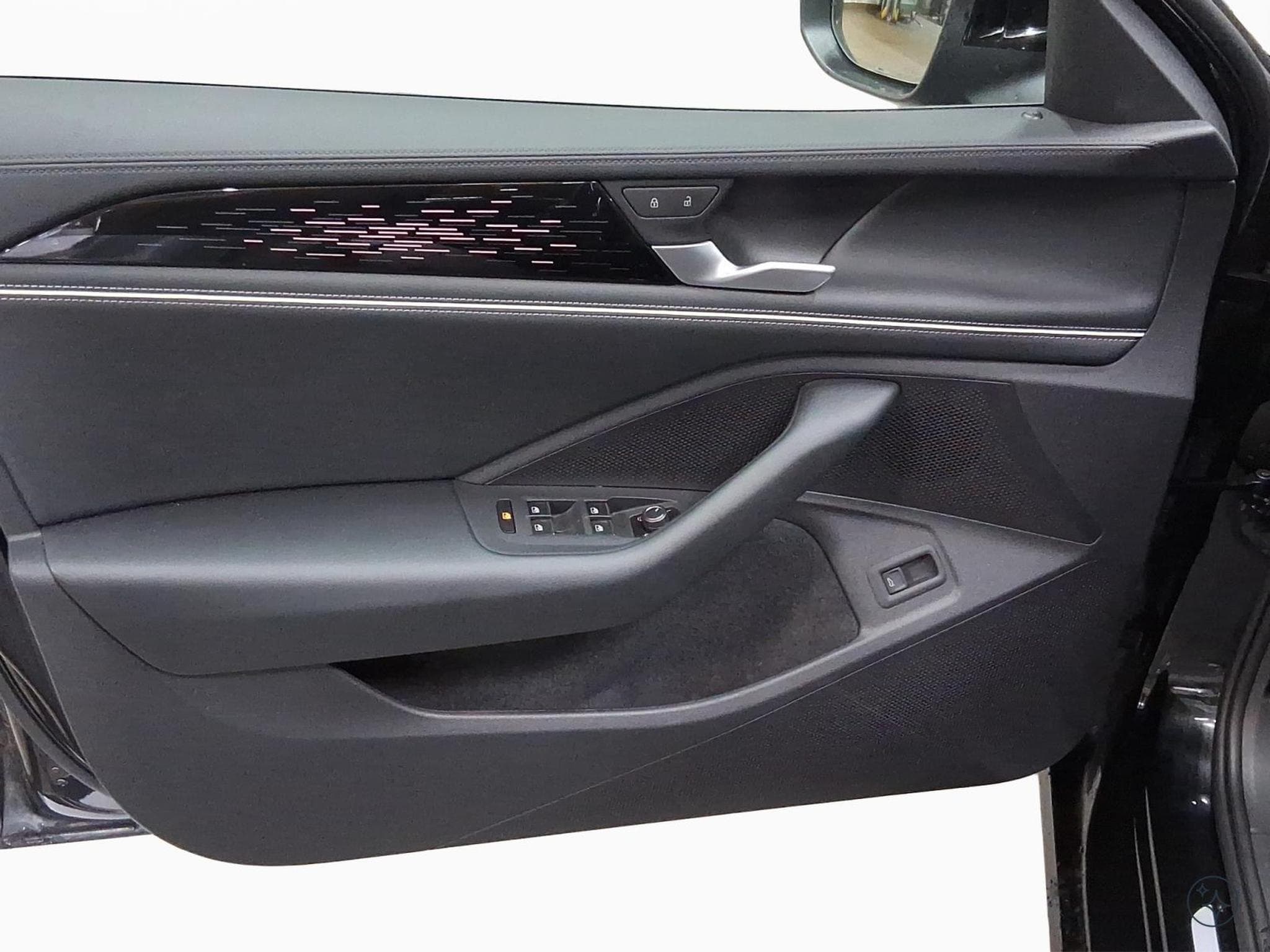 VW Passat Elegance+DSG+P.Acoustique+AHK (2025) - Photo 9