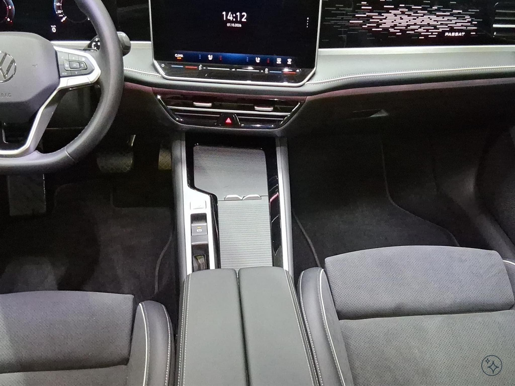 VW Passat Elegance+DSG+P.Acoustique+AHK (2025) - Photo 14