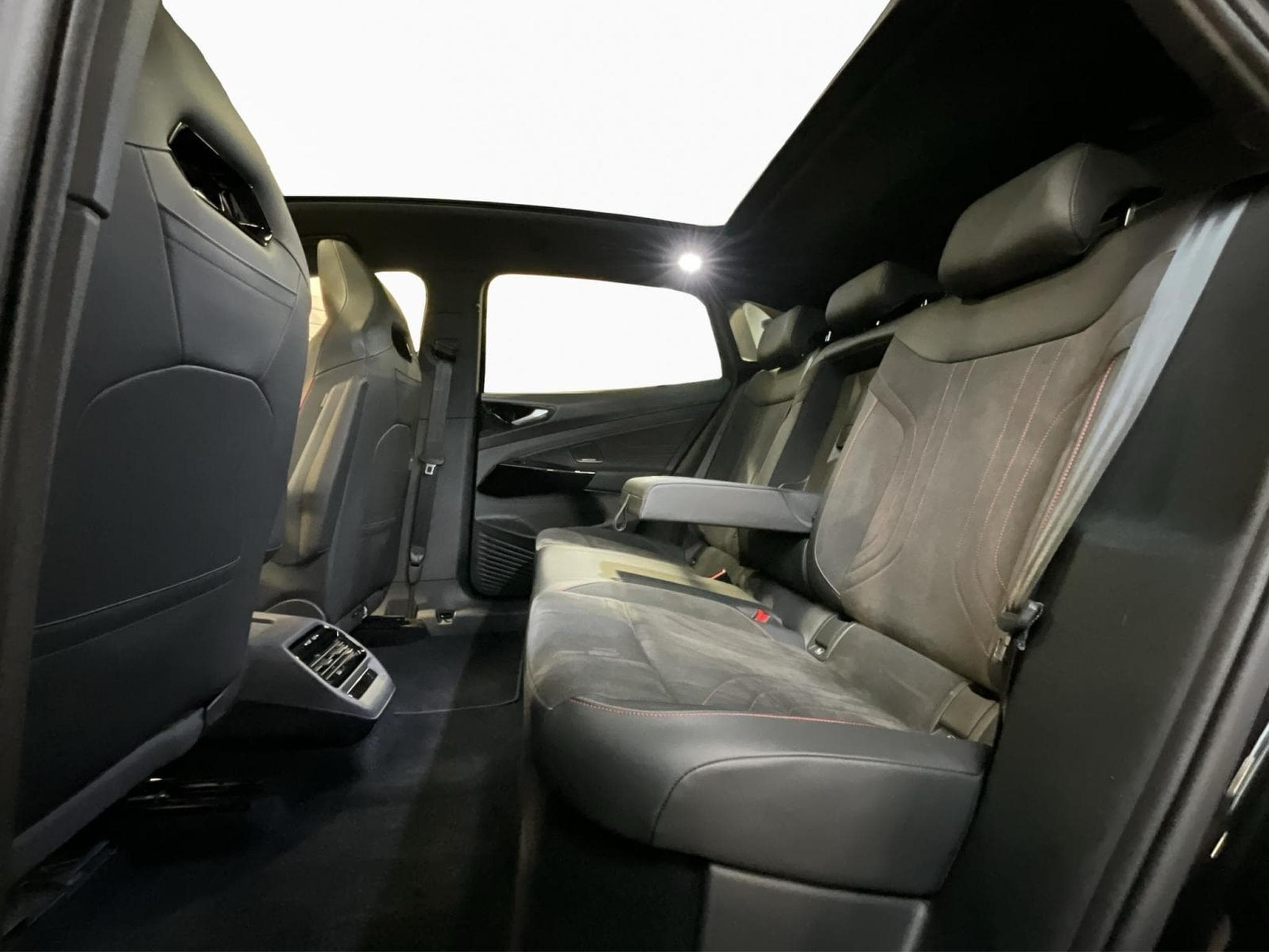 VW ID.4 77kWh+GTX+P.Design-Plus+P.Confort-Plus+P.Sport-Plus+P.Info.+ (2024) - Photo 20