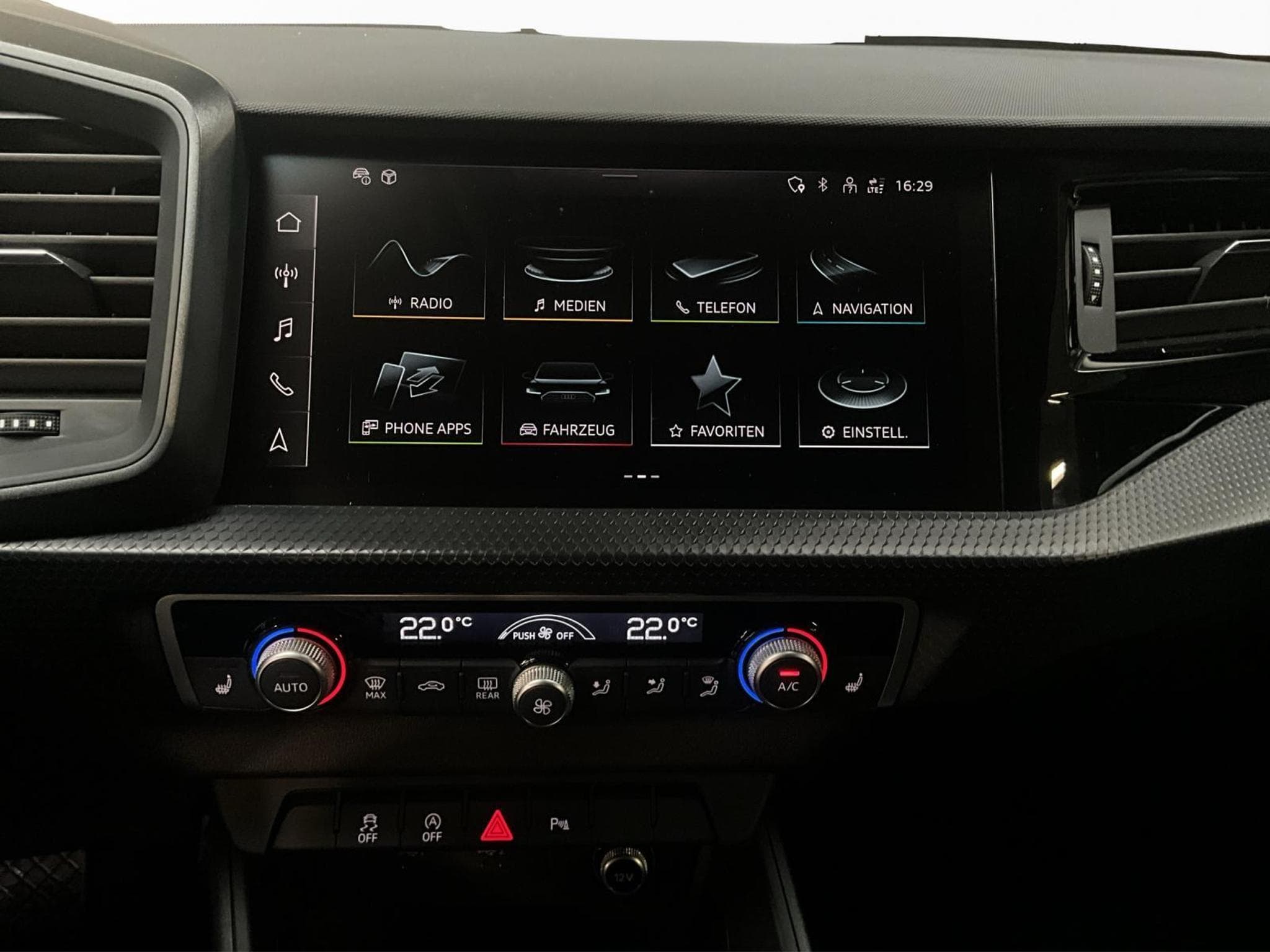 Audi A1 SB+S-line+S-Tronic+P.Business+LED+Audi-Sound+Navi (2025) - Photo 13