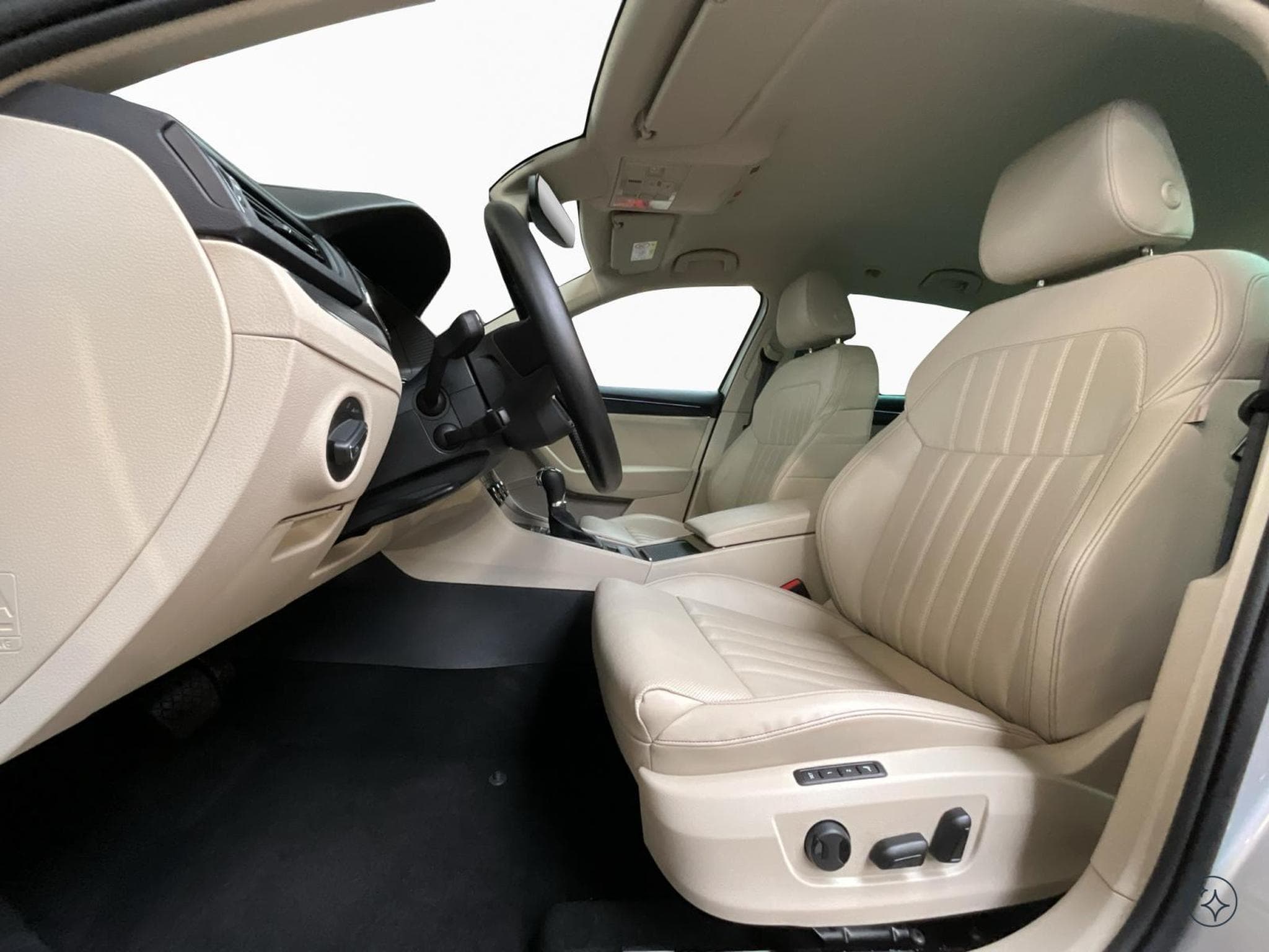 Skoda Superb Style+DSG+Travel-Ass.+ (2022) - Photo 9