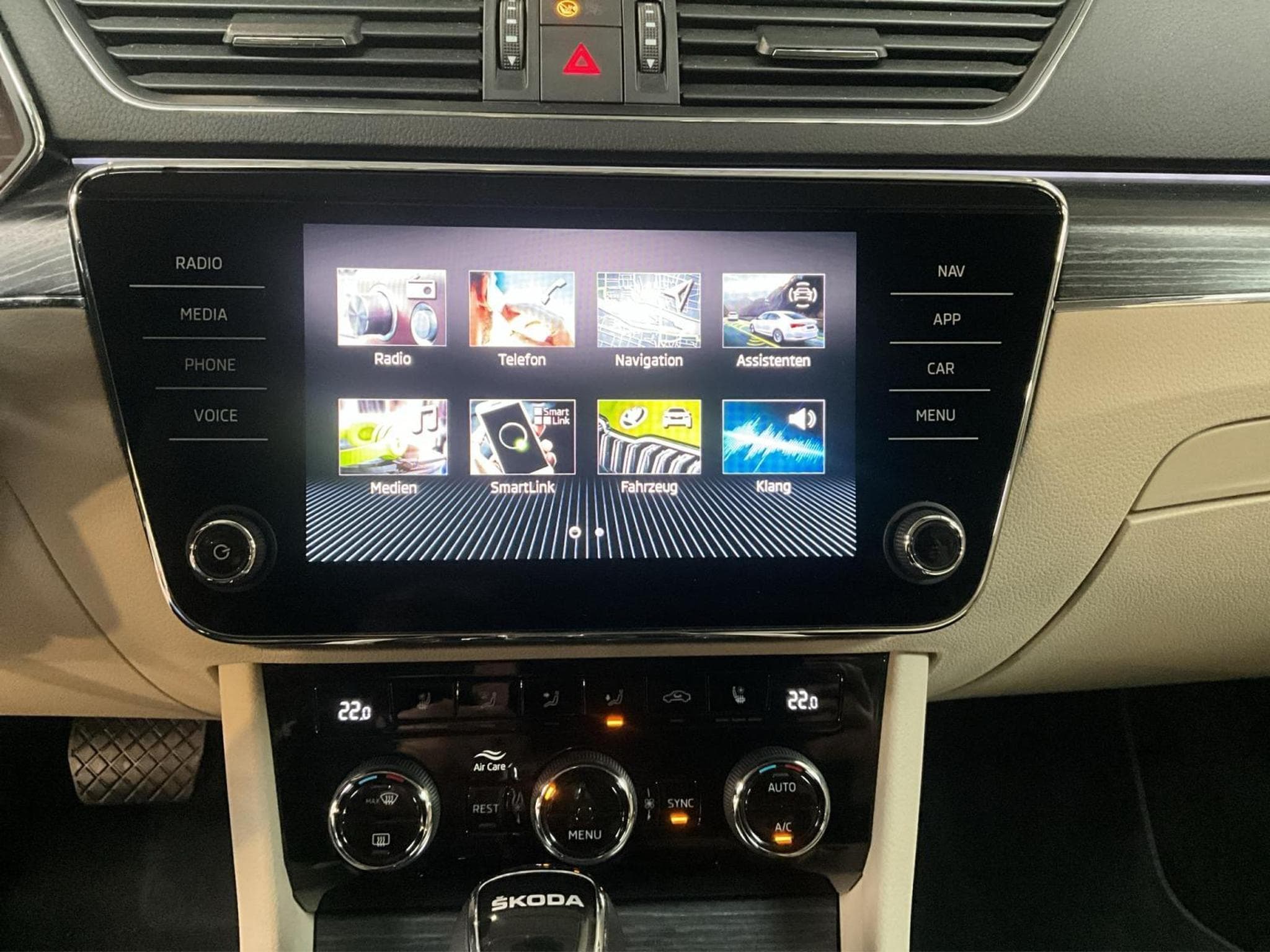 Skoda Superb Style+DSG+Travel-Ass.+ (2022) - Photo 13