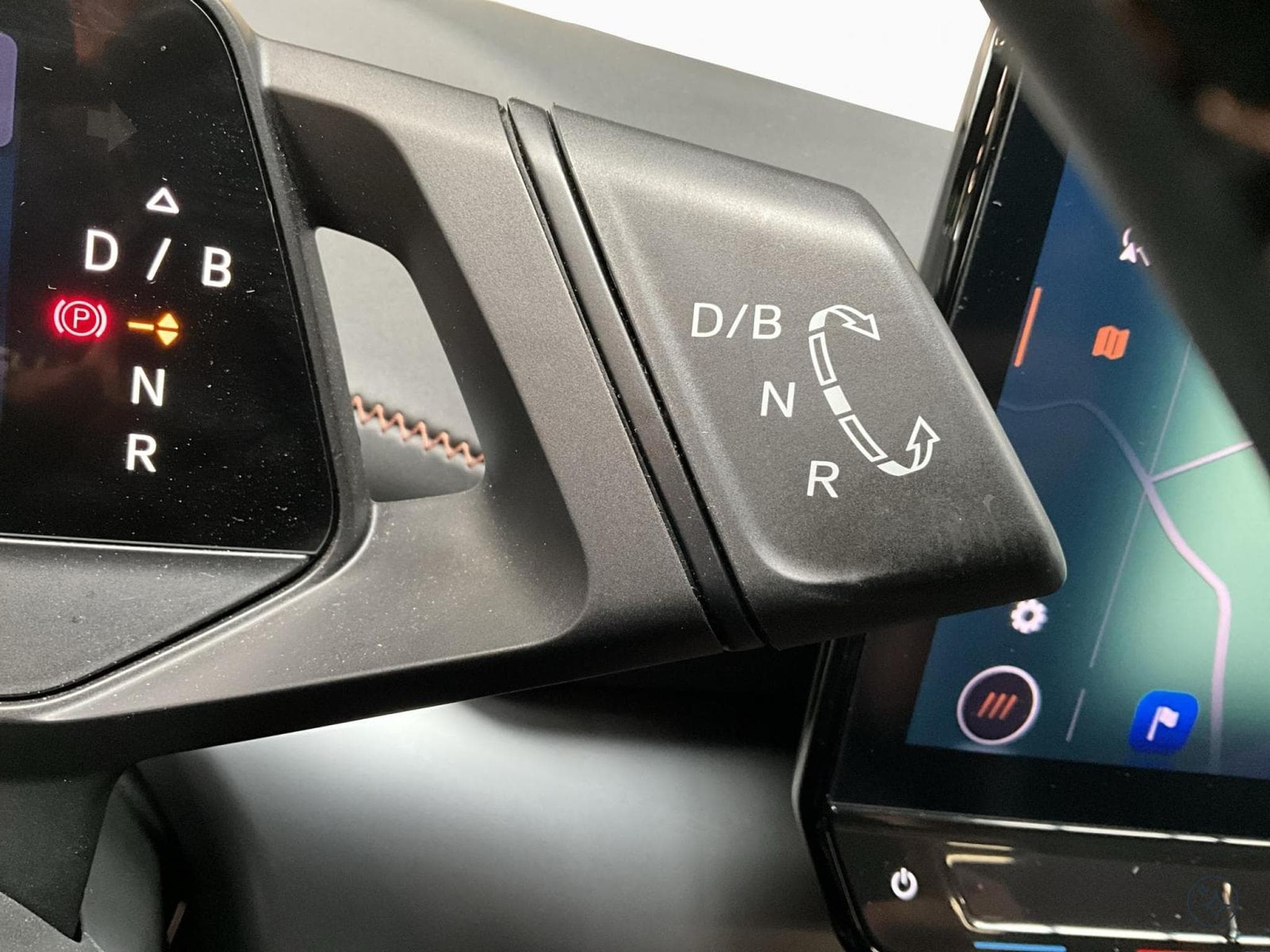 Cupra Born 58kWh+Dinamica+Skyline+Pilot-L+P.AR-HUD+P.Protect (2023) - Photo 13