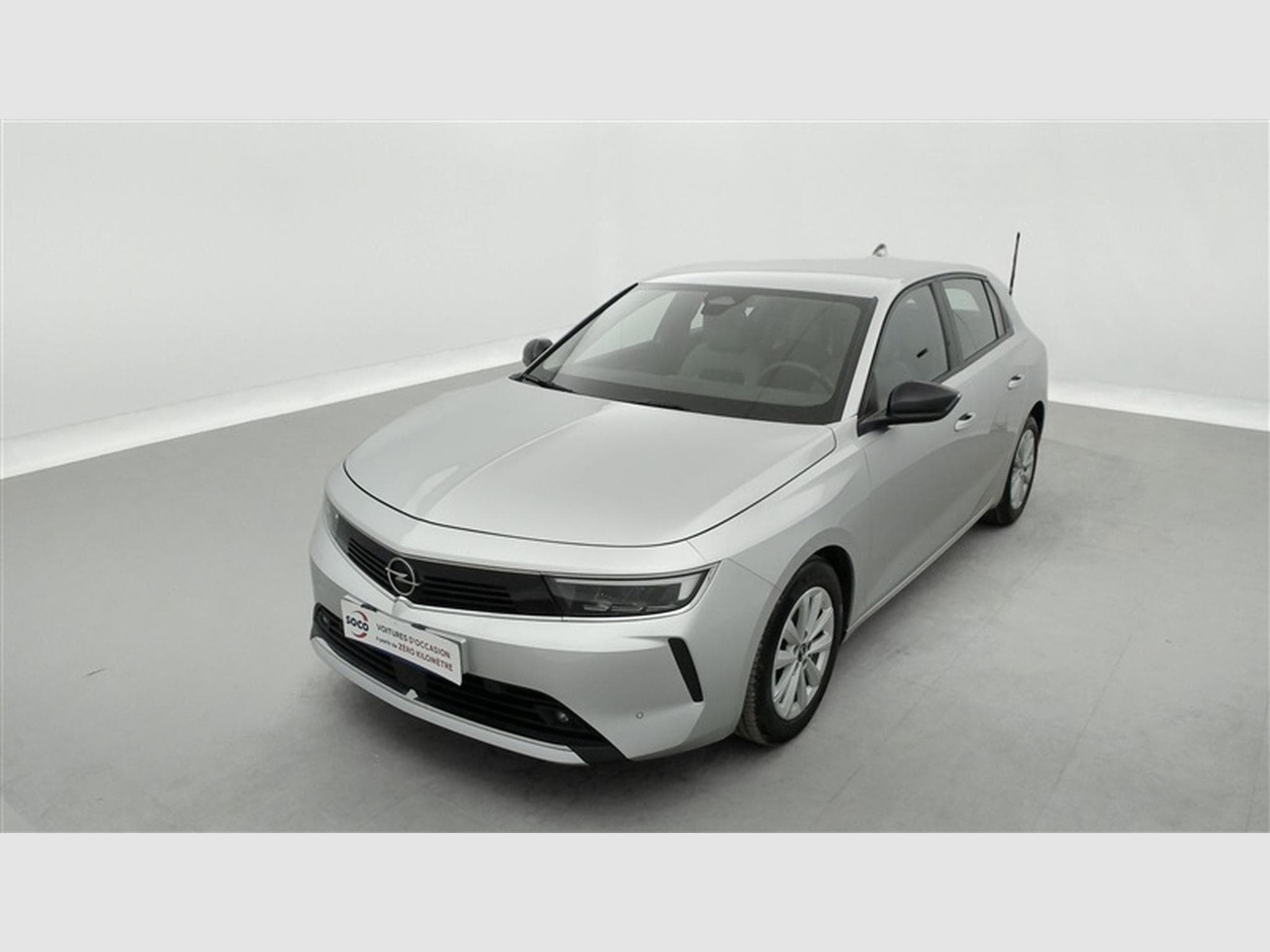Opel Astra 1.2 Turbo Edition NAVI/FULL LED/JA16/PDC (2023) - Photo 1