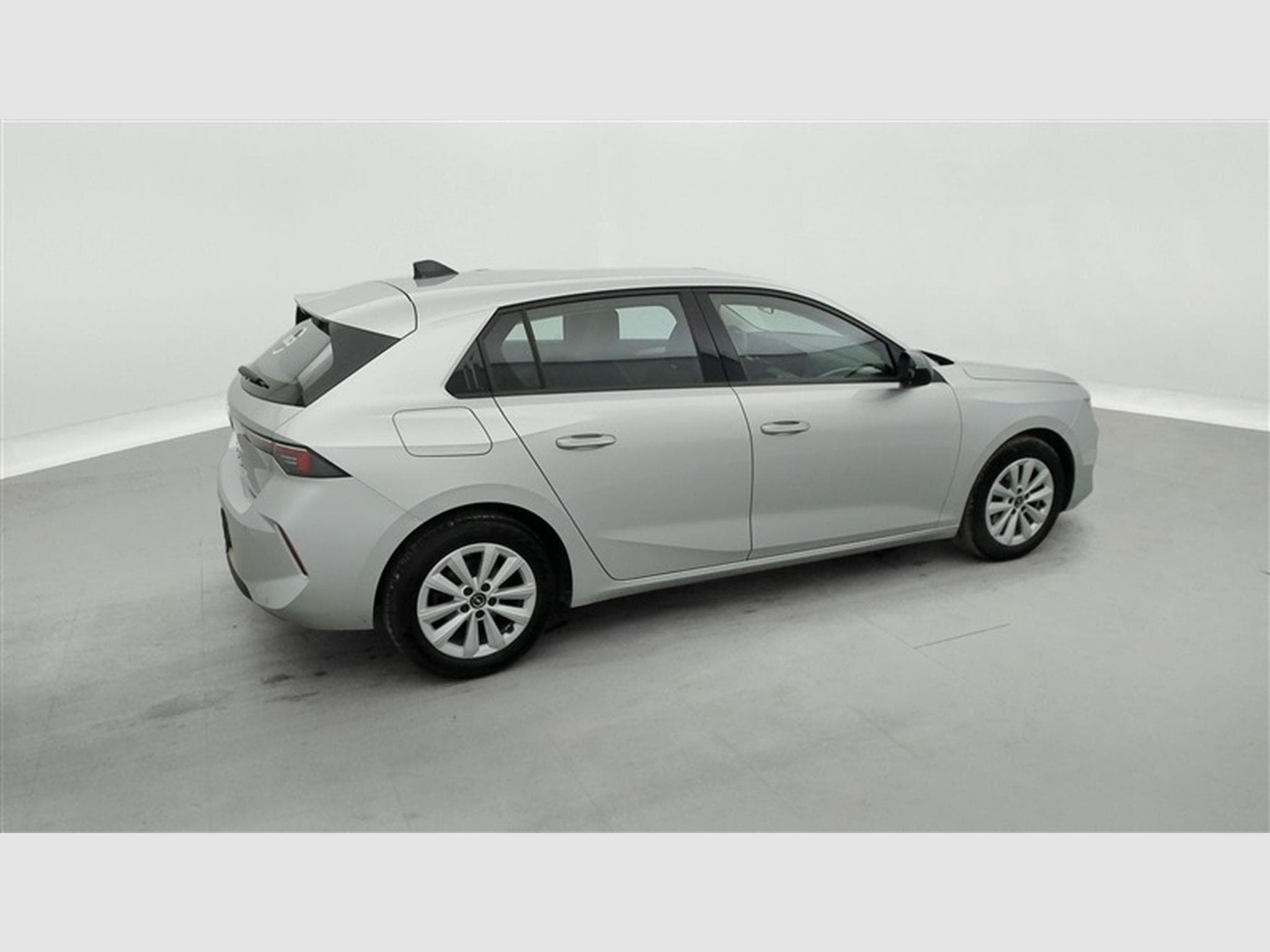 Opel Astra 1.2 Turbo Edition NAVI/FULL LED/JA16/PDC (2023) - Photo 24