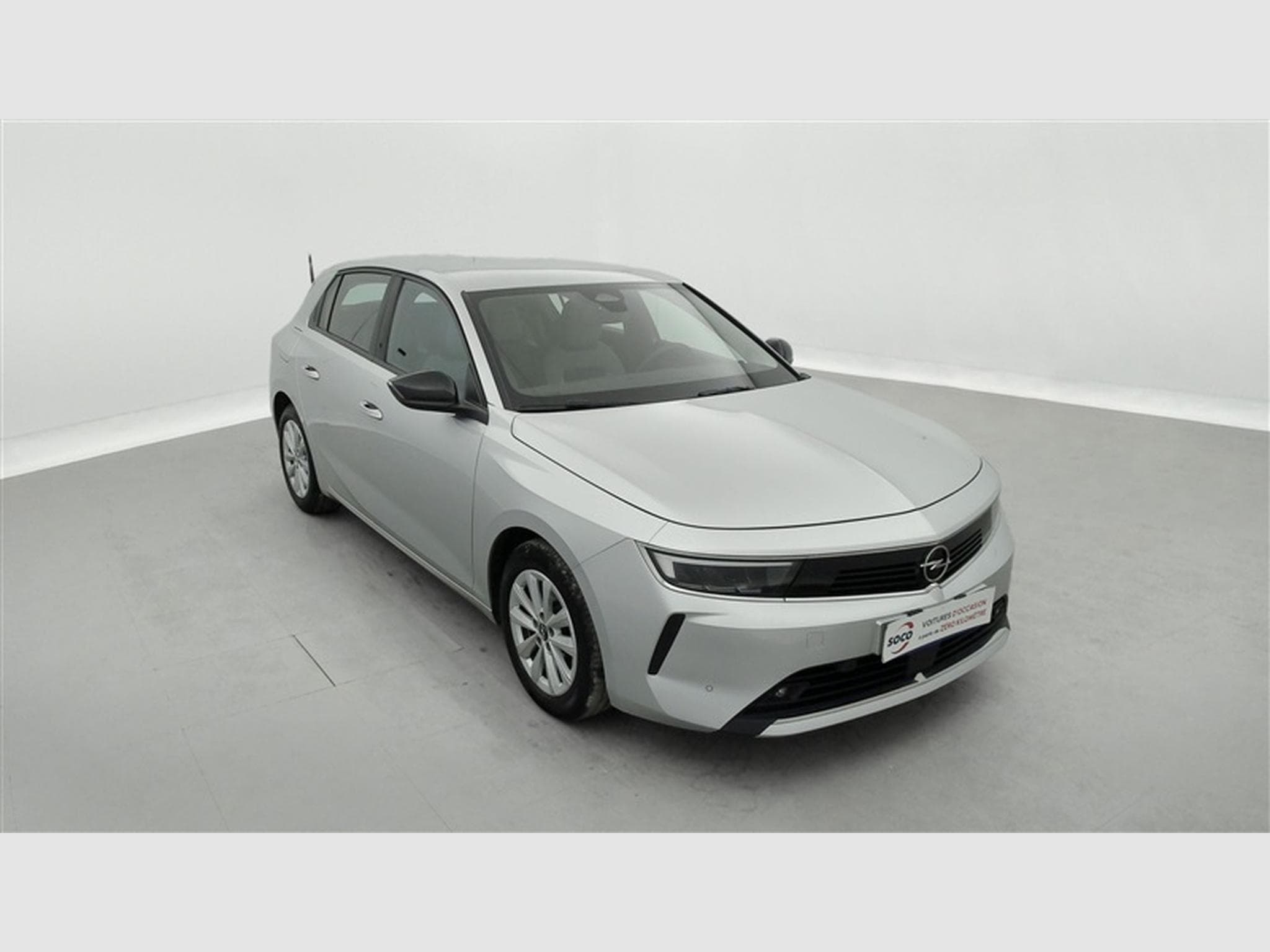 Opel Astra 1.2 Turbo Edition NAVI/FULL LED/JA16/PDC (2023) - Photo 21