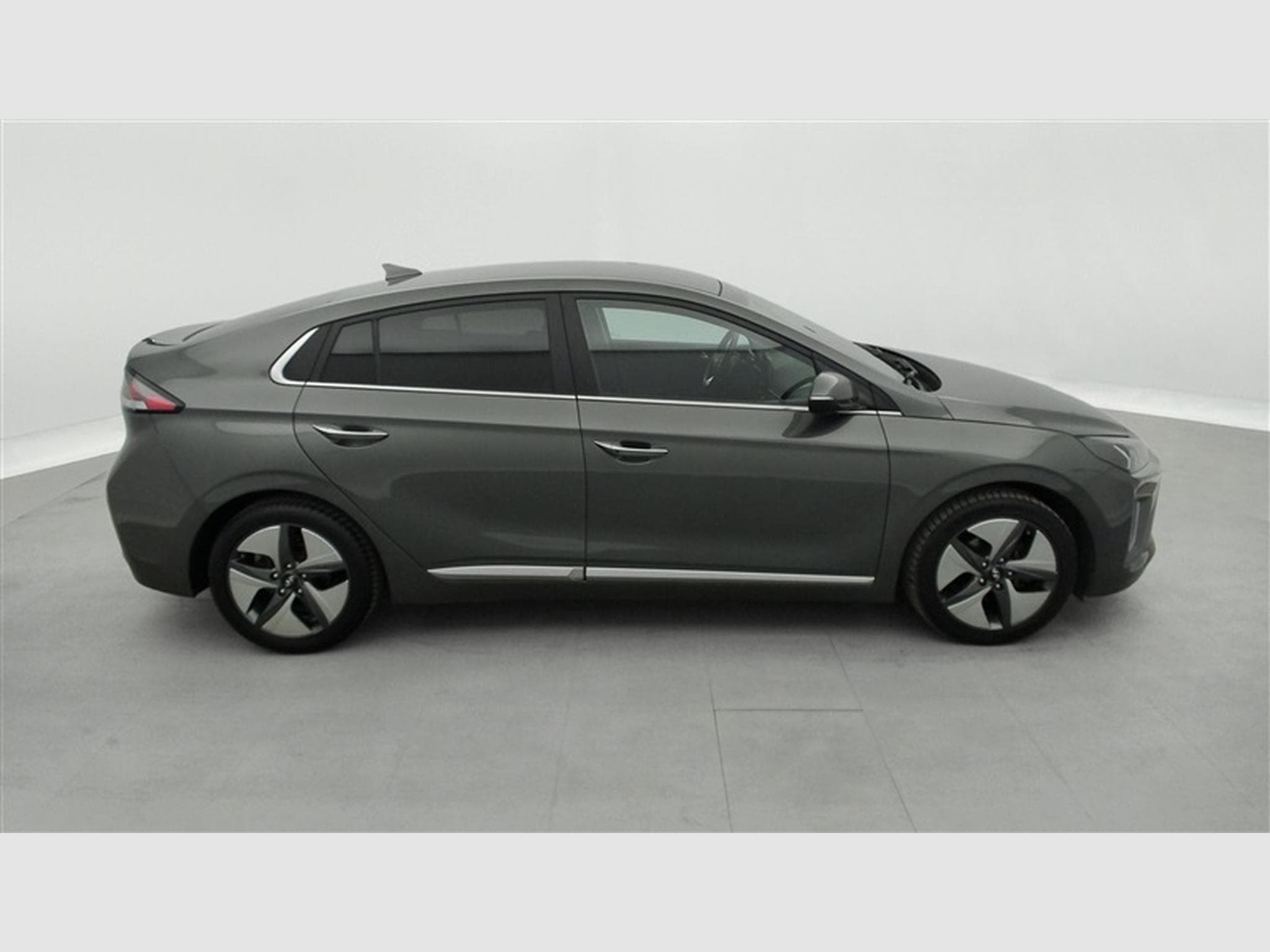 Hyundai Ioniq 1.6 Gdi Executive DCT NAVI / CUIR / FULL LED (2022) - Photo 23