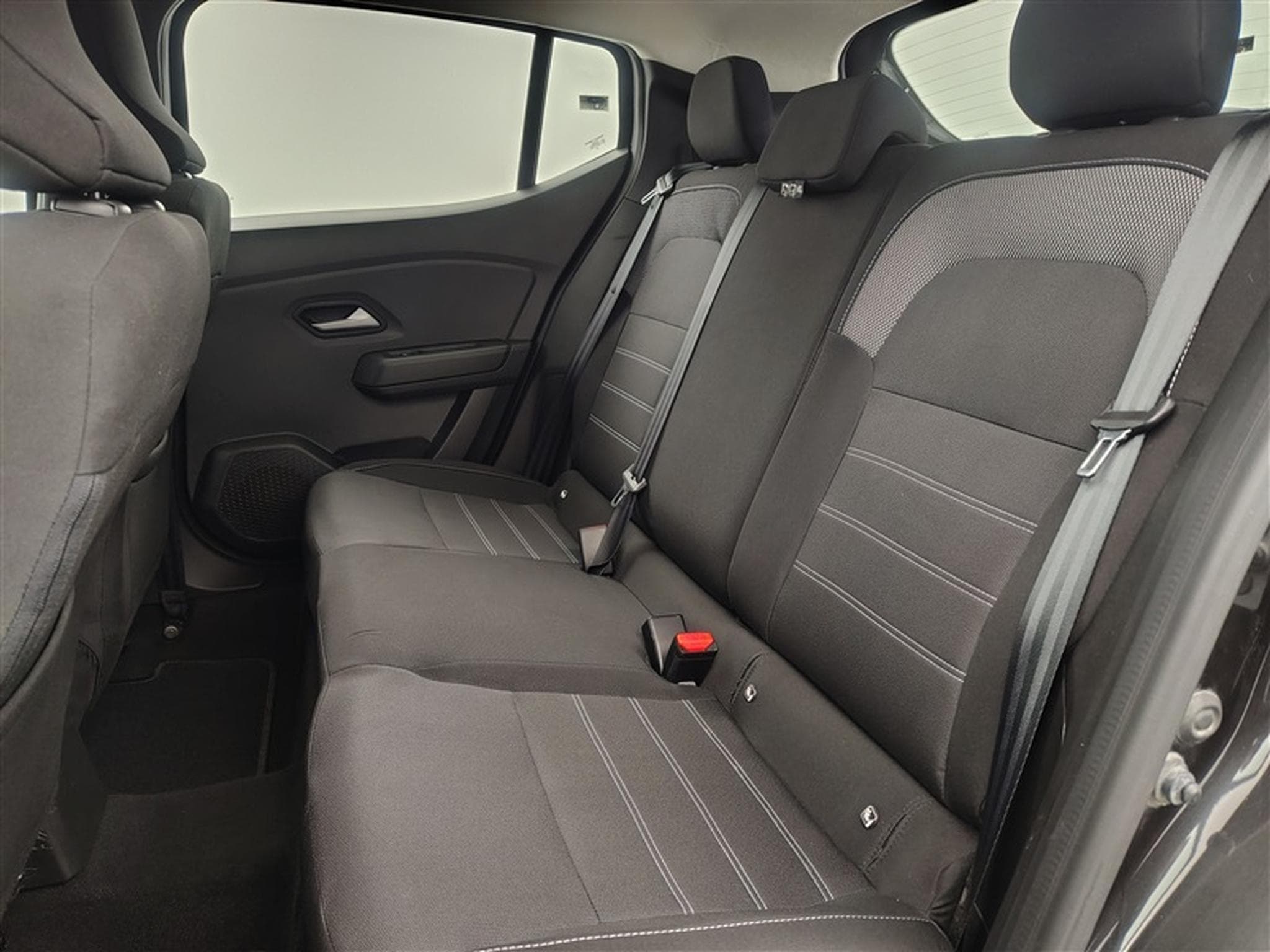 Dacia Sandero 1.0 TCe Journey CARPLAY / FULL LED / PDC AV-AR (2025) - Photo 13