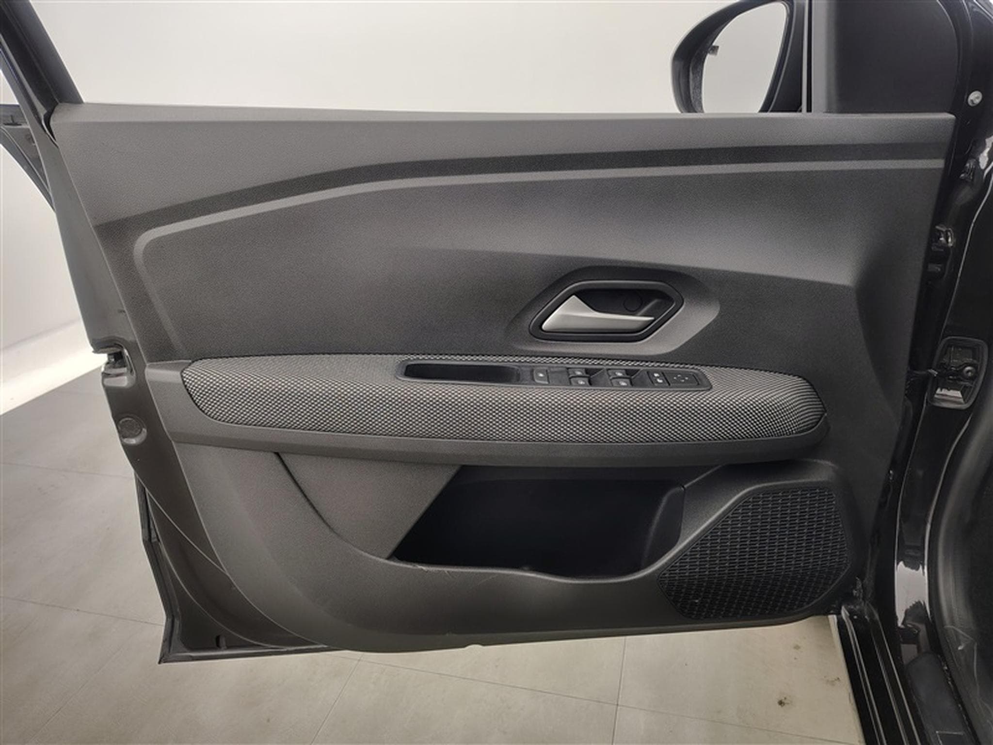 Dacia Sandero 1.0 TCe Journey CARPLAY / FULL LED / PDC AV-AR (2025) - Photo 16