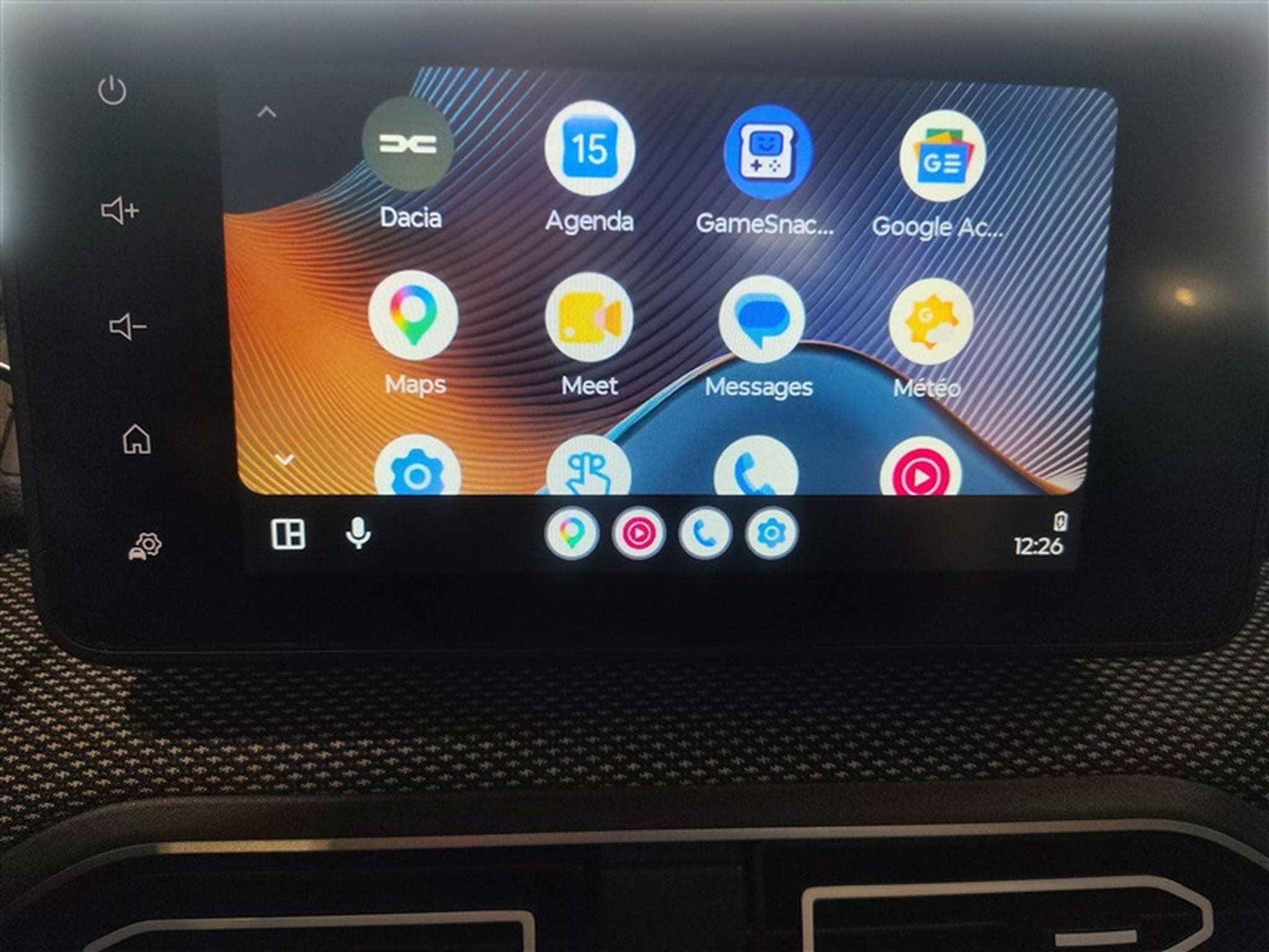 Dacia Sandero 1.0 TCe Journey CARPLAY / FULL LED / PDC AV-AR (2025) - Photo 19