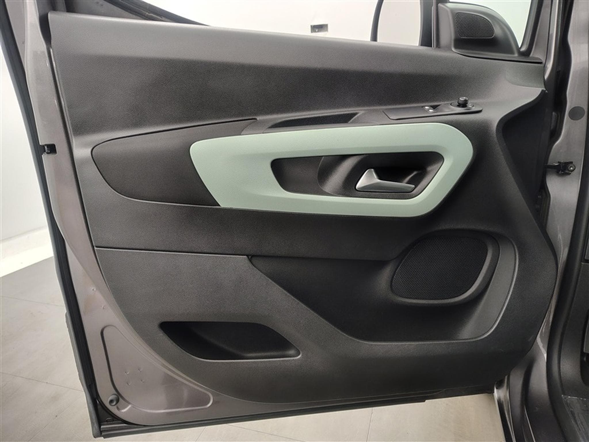 Citroen Berlingo 1.2 PureTech M Live S&S (2019) - Photo 16