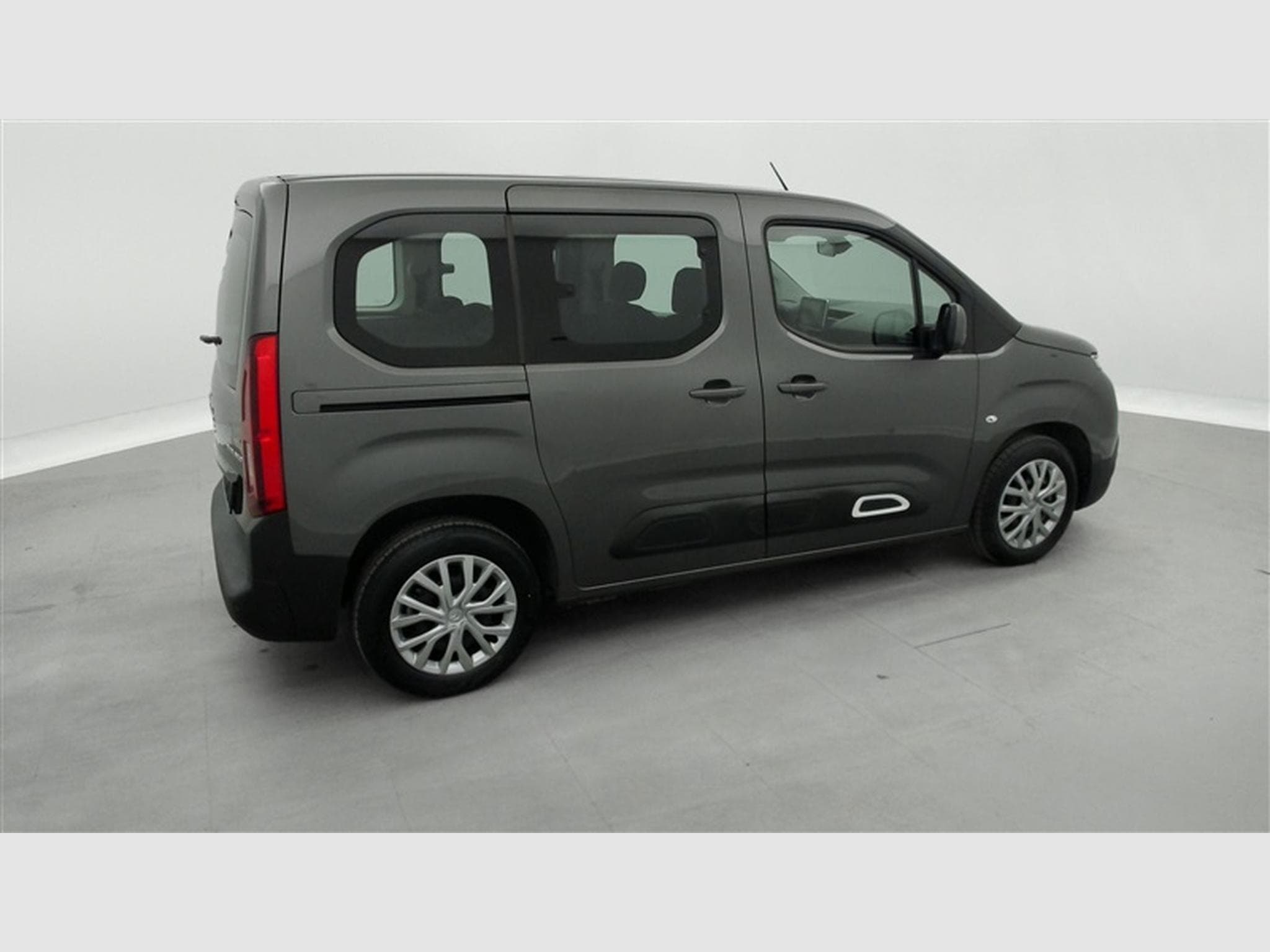 Citroen Berlingo 1.2 PureTech M Live S&S (2019) - Photo 24
