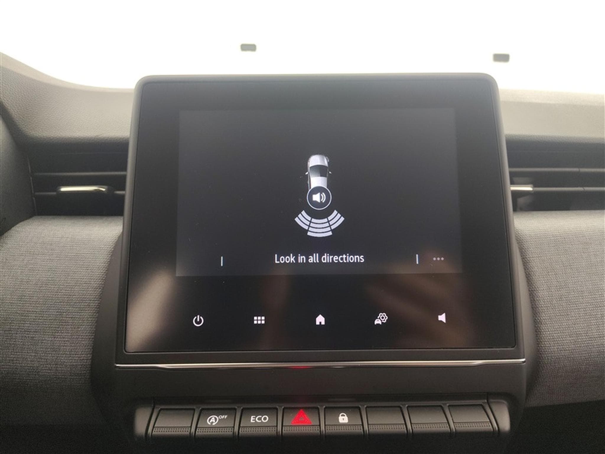 Renault Clio 1.0 TCe 90cv X-Tronic Evolution CARPLAY / FULL LED / PDC AR (2025) - Photo 18