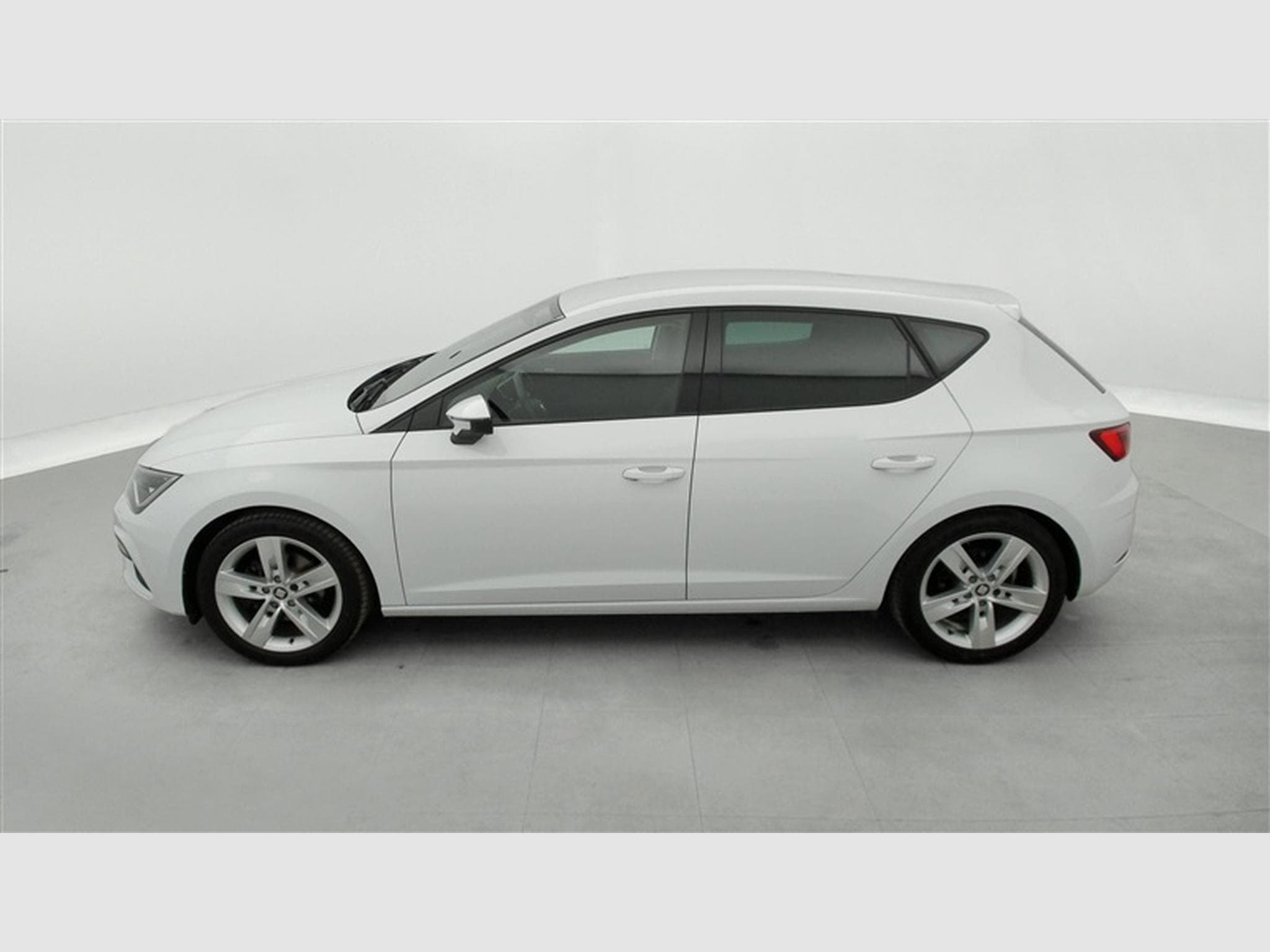 Seat Leon 1.5 TSI 130cv FR NAVI / FULL LED / AUDIO BEATS / JA 17" (2019) - Photo 3