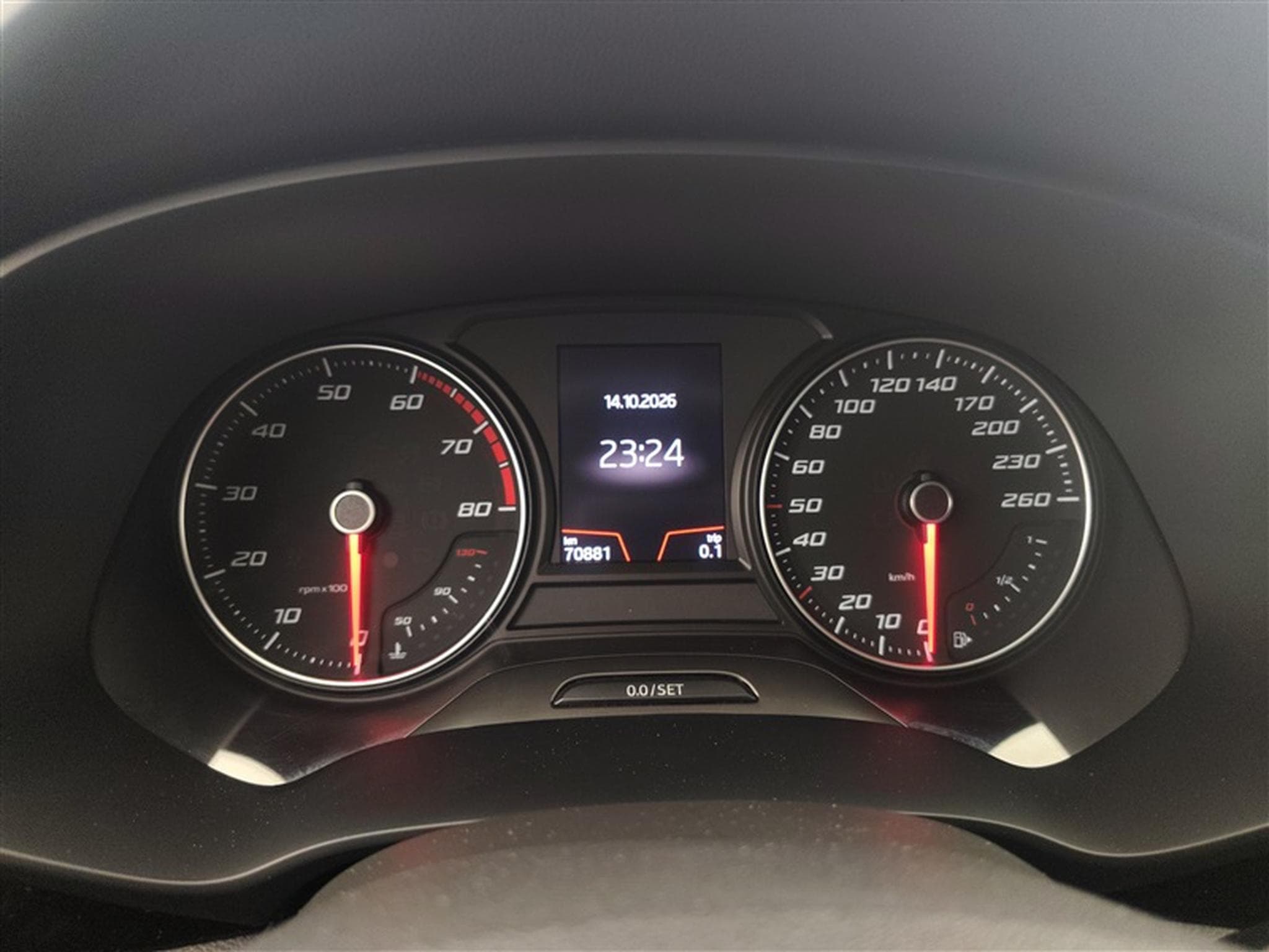 Seat Leon 1.5 TSI 130cv FR NAVI / FULL LED / AUDIO BEATS / JA 17" (2019) - Photo 10