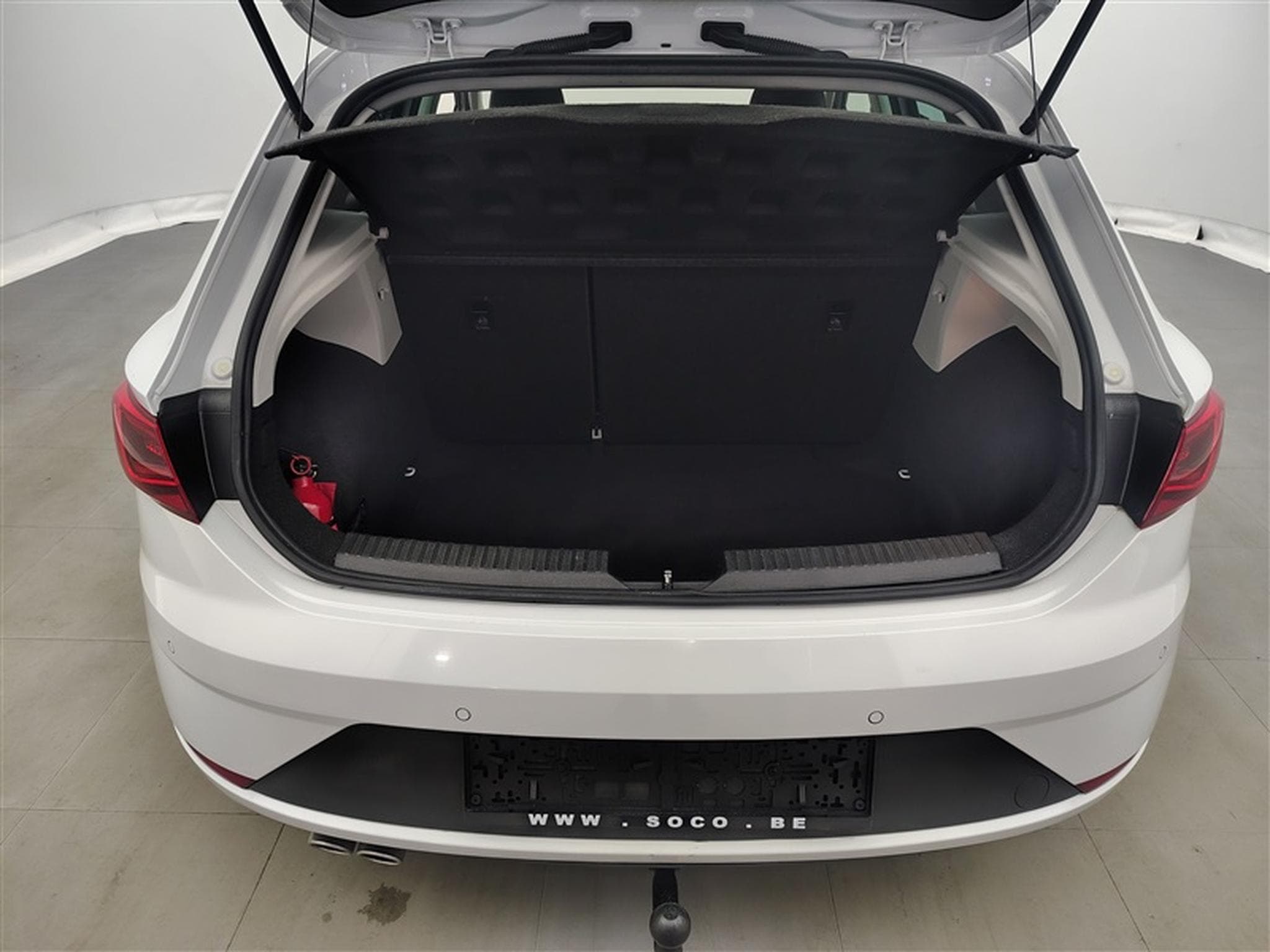 Seat Leon 1.5 TSI 130cv FR NAVI / FULL LED / AUDIO BEATS / JA 17" (2019) - Photo 14