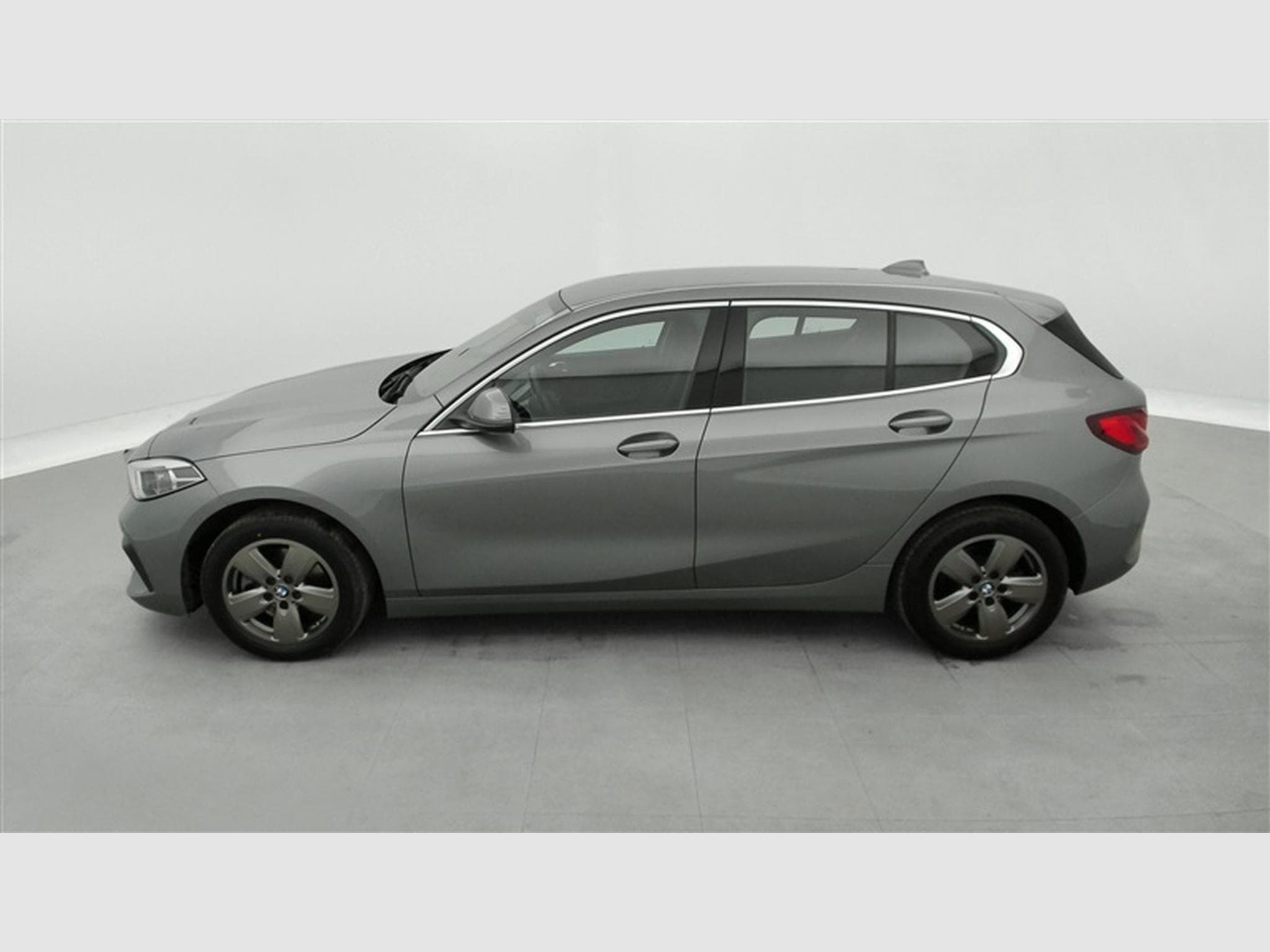 BMW 116 i OPF (2023) - Photo 3