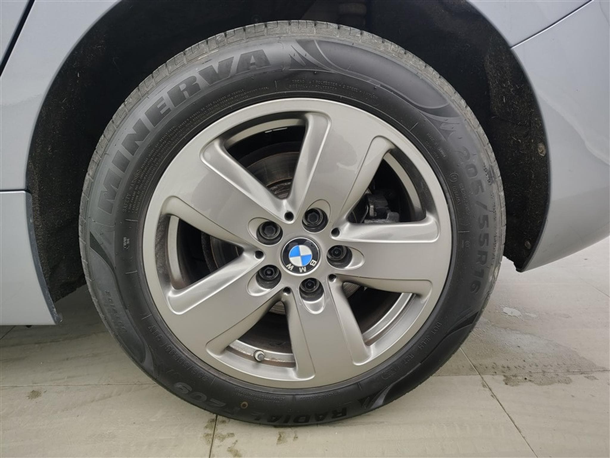 BMW 116 i OPF (2023) - Photo 6