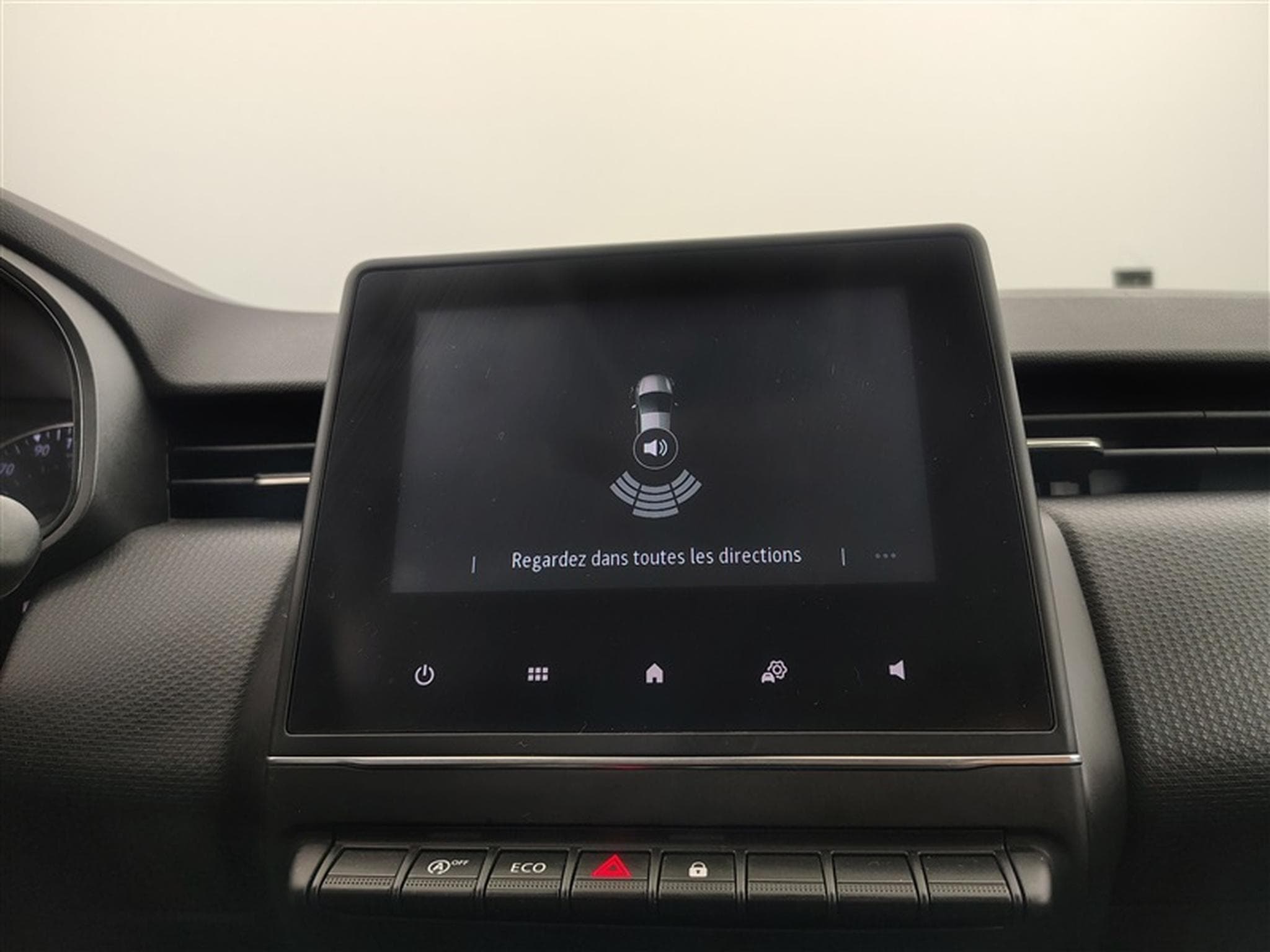 Renault Clio 1.0 TCe 90 Equilibre NAVI / FULL LED / CARPLAY (2023) - Photo 18