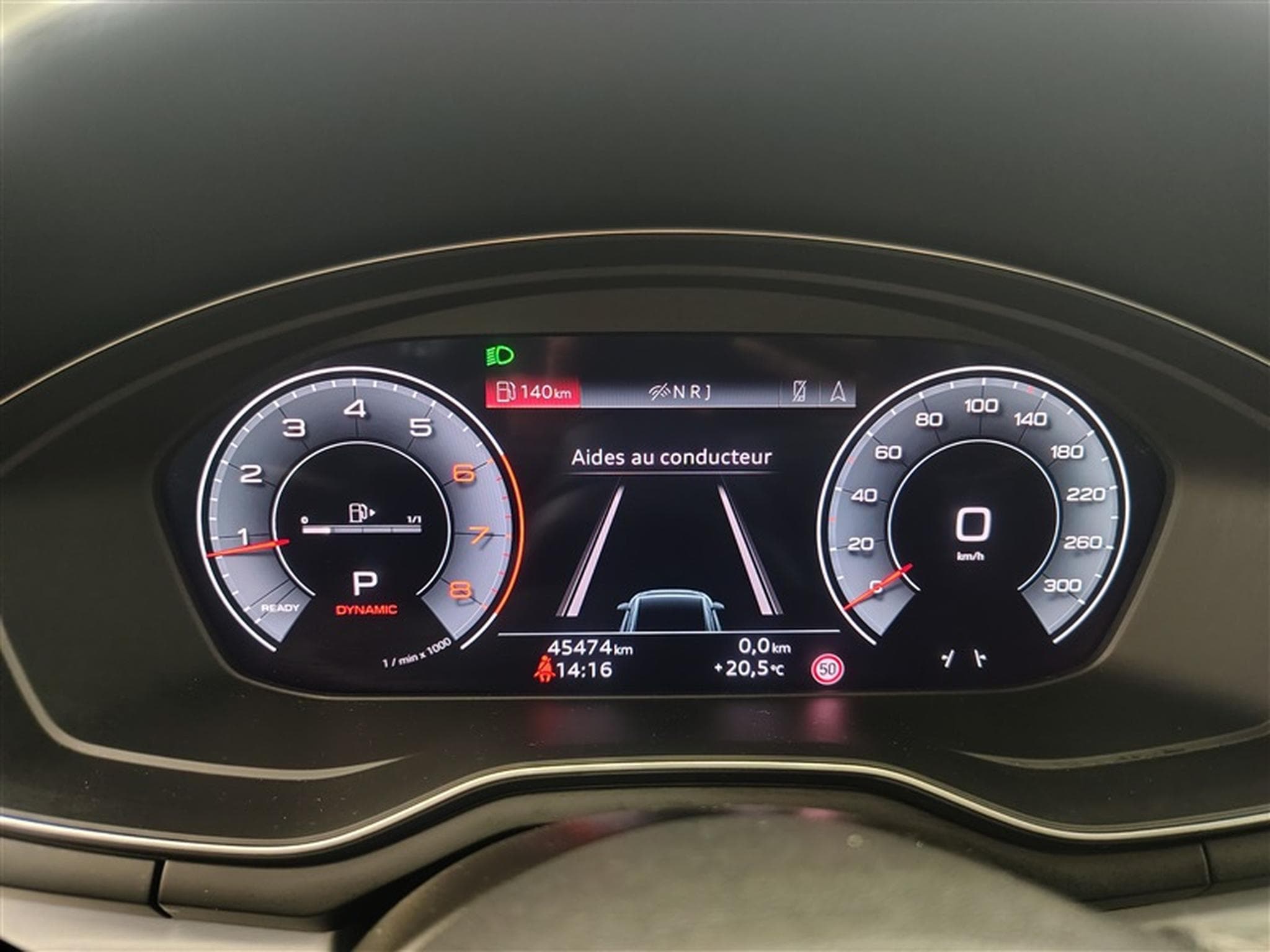 Audi A4 Avant 35 TFSI S-Line S tronic (2024) - Photo 10