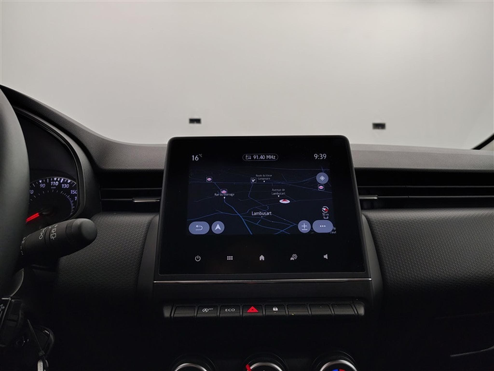 Renault Clio 1.0 TCe 90 Equilibre NAVI / FULL LED / CARPLAY (2023) - Photo 11