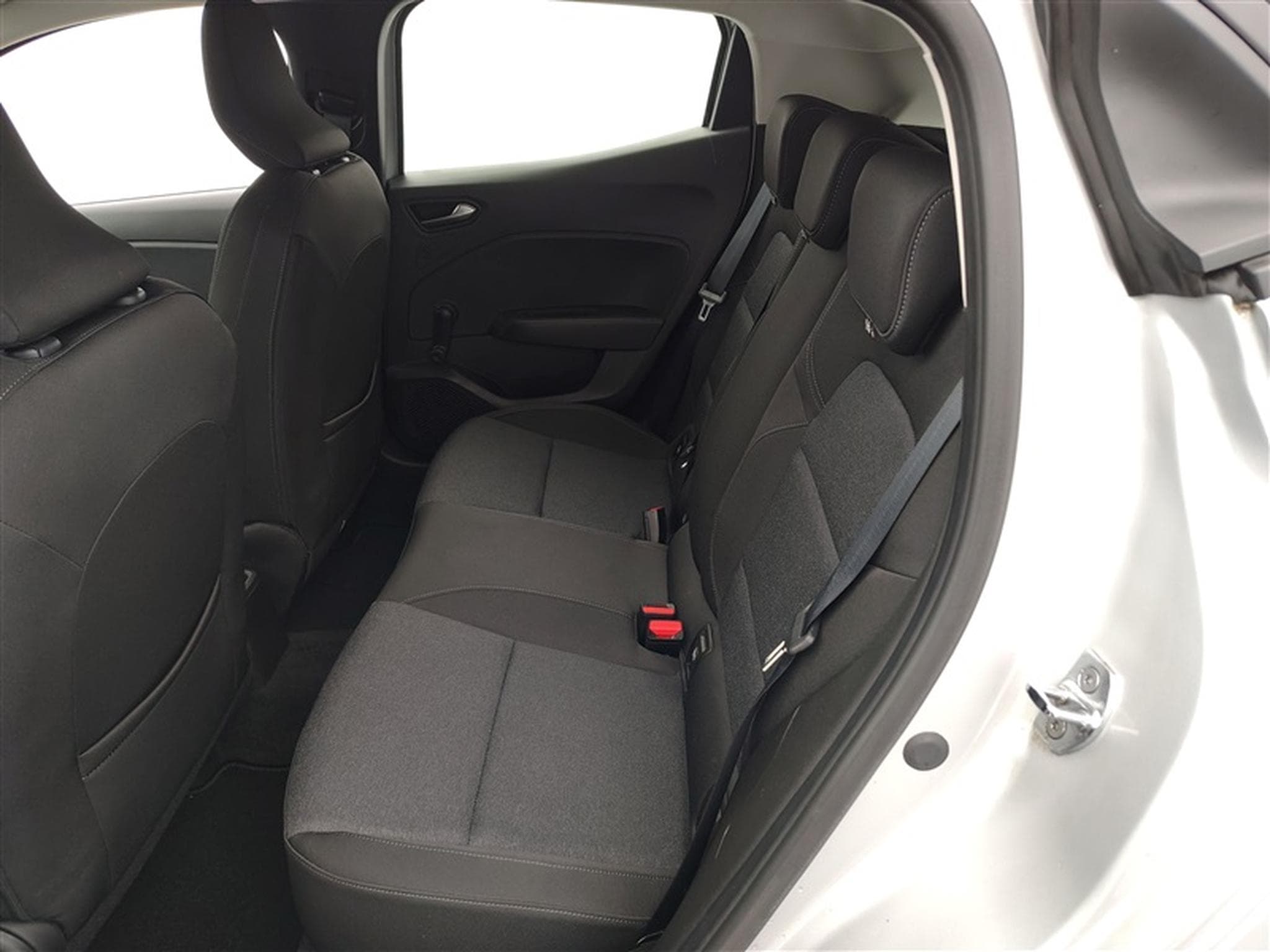 Renault Clio 1.0 TCe 90 Equilibre NAVI / FULL LED / CARPLAY (2023) - Photo 13