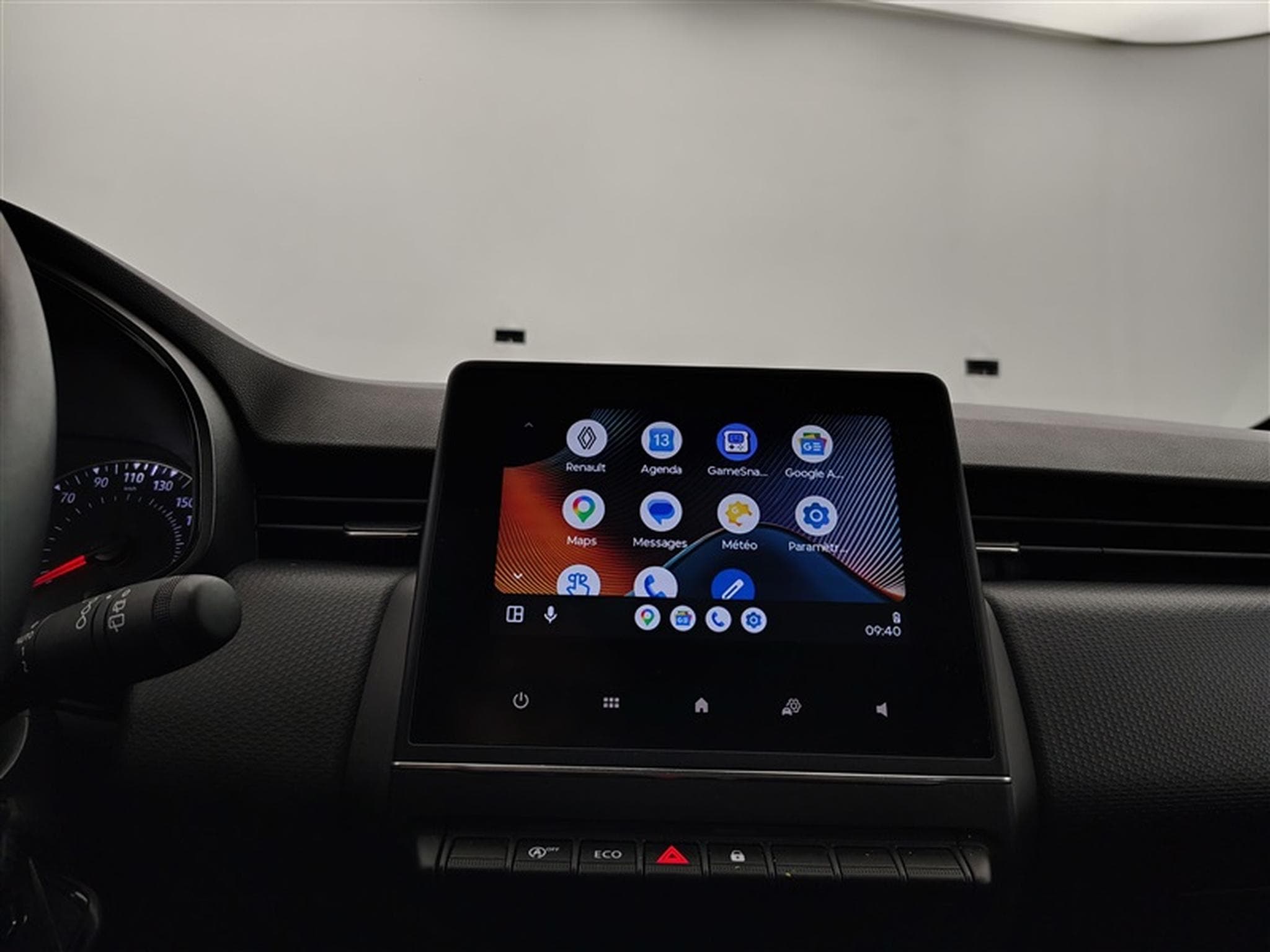 Renault Clio 1.0 TCe 90 Equilibre NAVI / FULL LED / CARPLAY (2023) - Photo 19