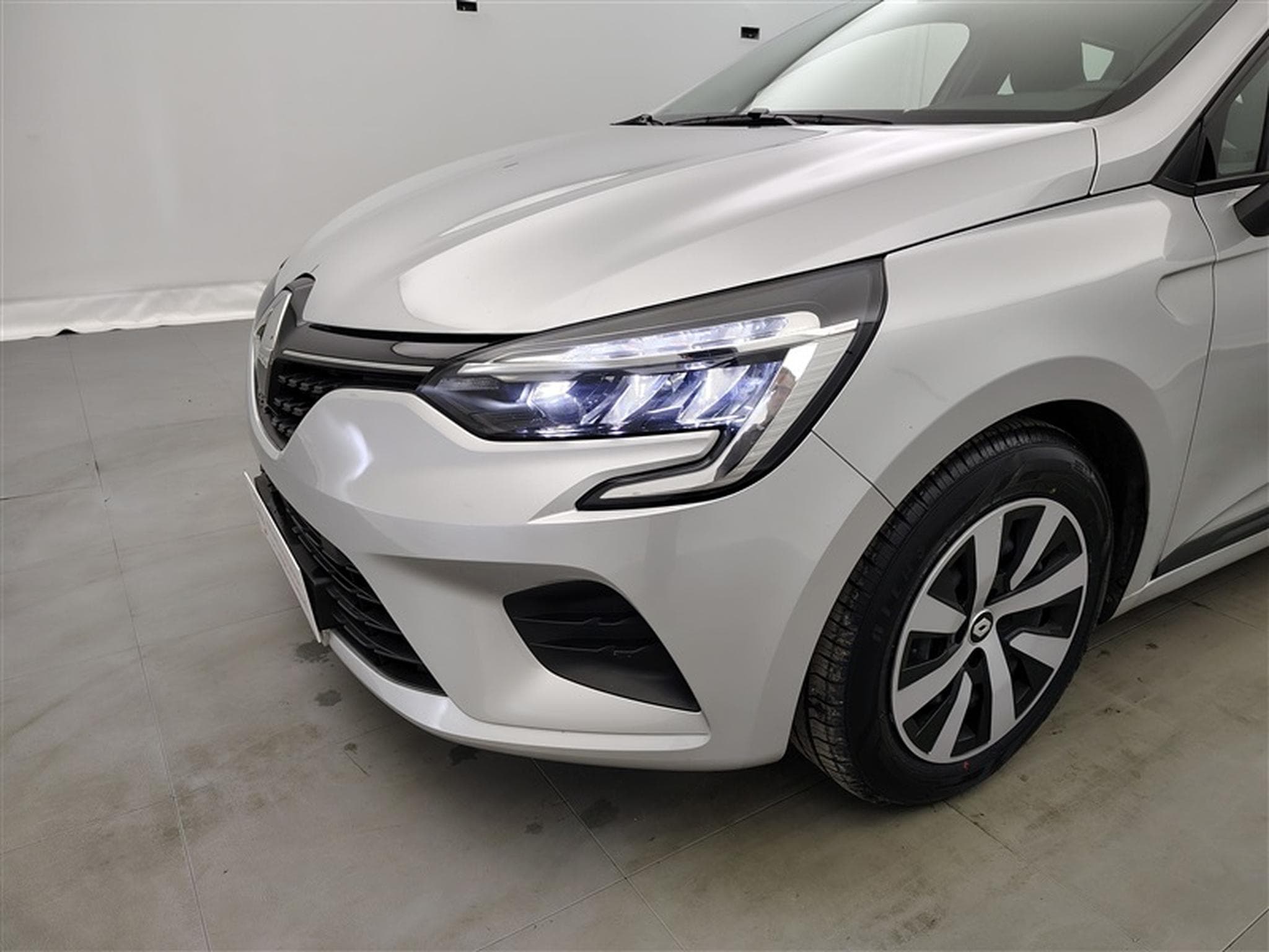 Renault Clio 1.0 TCe 90 Equilibre NAVI / FULL LED / CARPLAY (2023) - Photo 15