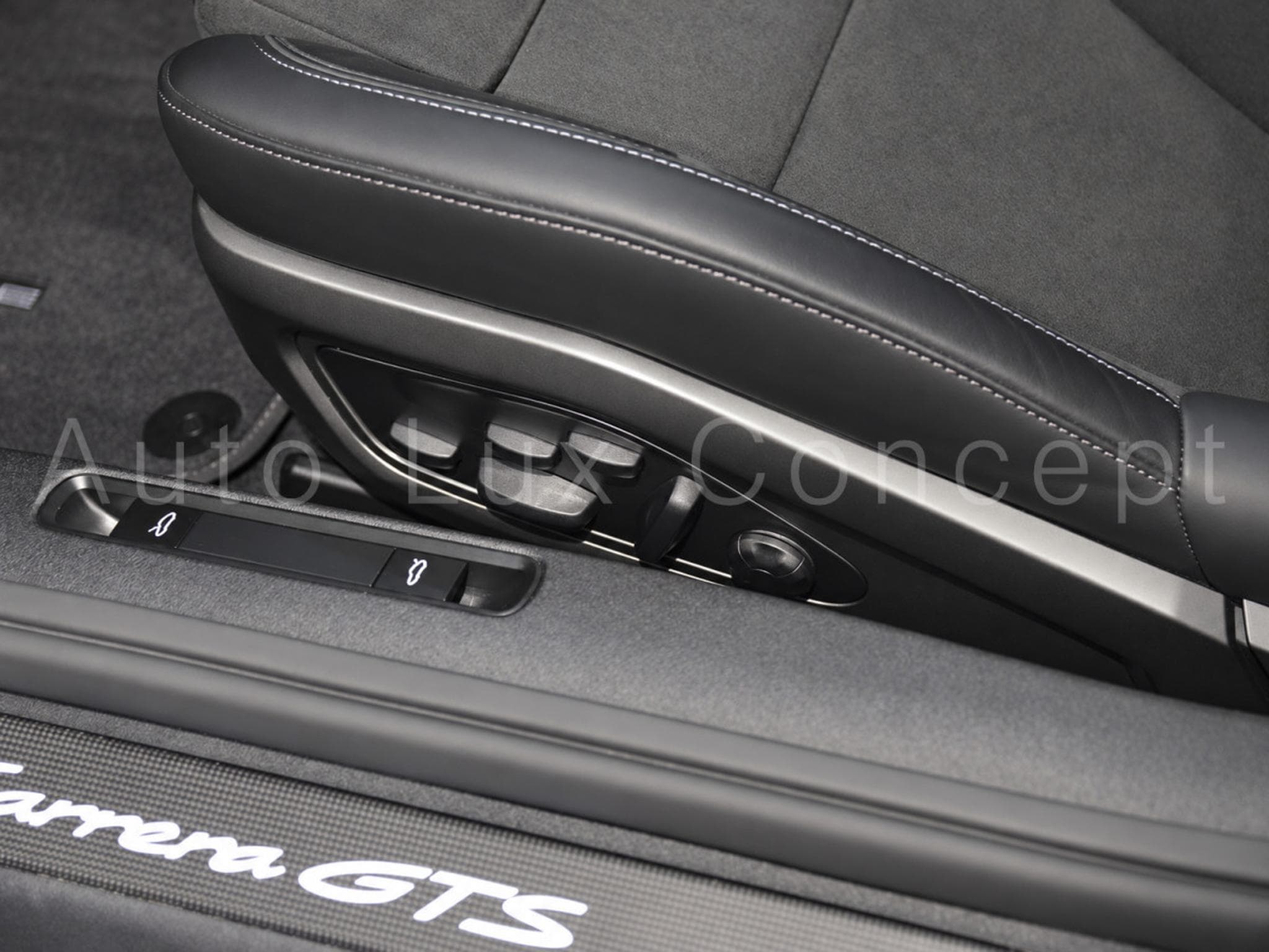 Porsche 911 911 Carrera GTS (2025) - Photo 14