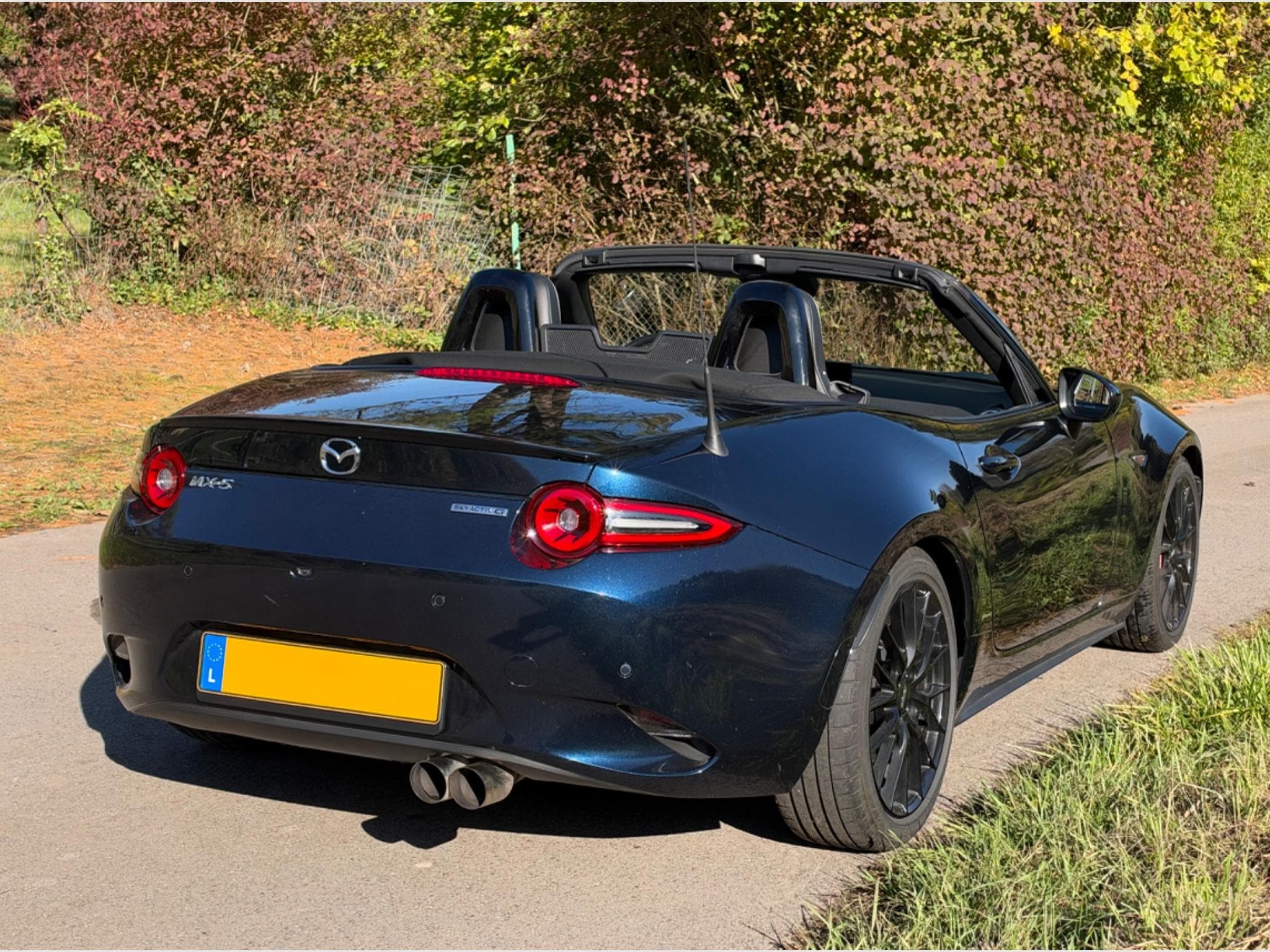 Mazda MX-5 Homura (2024) - Photo 2
