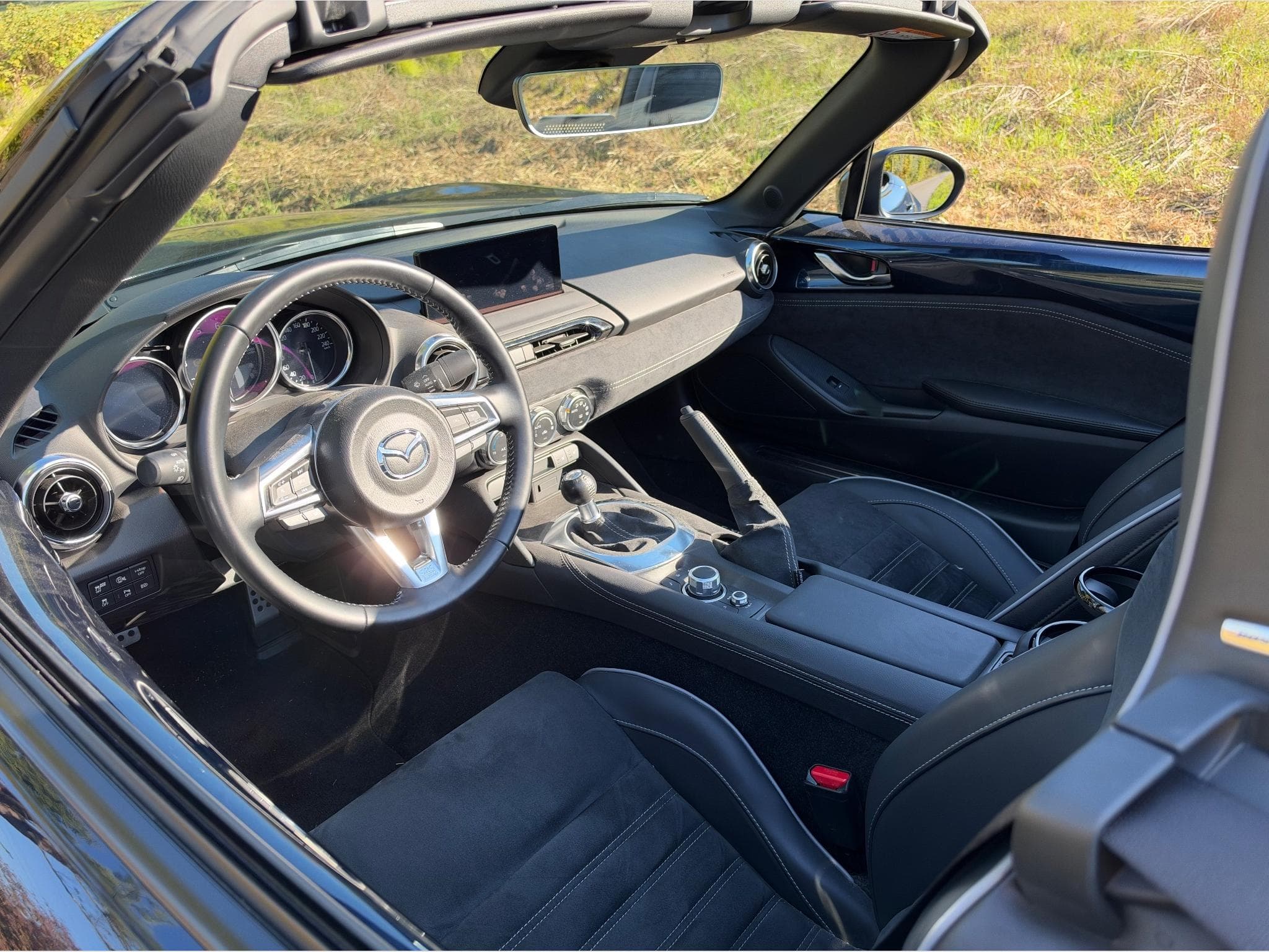 Mazda MX-5 Homura (2024) - Photo 3
