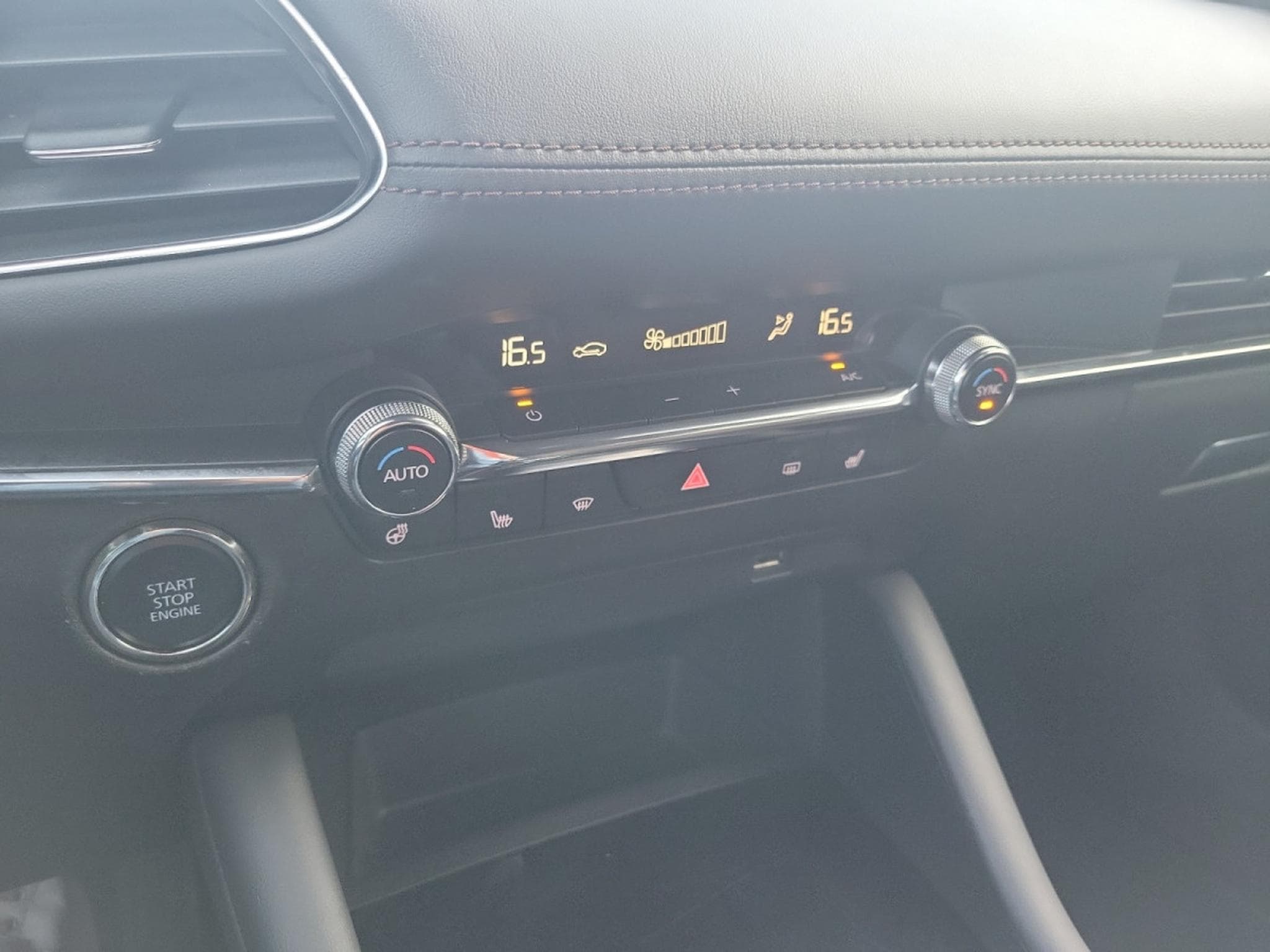 Mazda 3 2.0 SKYACTIV-G 6MT 122 SKYDRIVE SPORT (2019) - Foto 15
