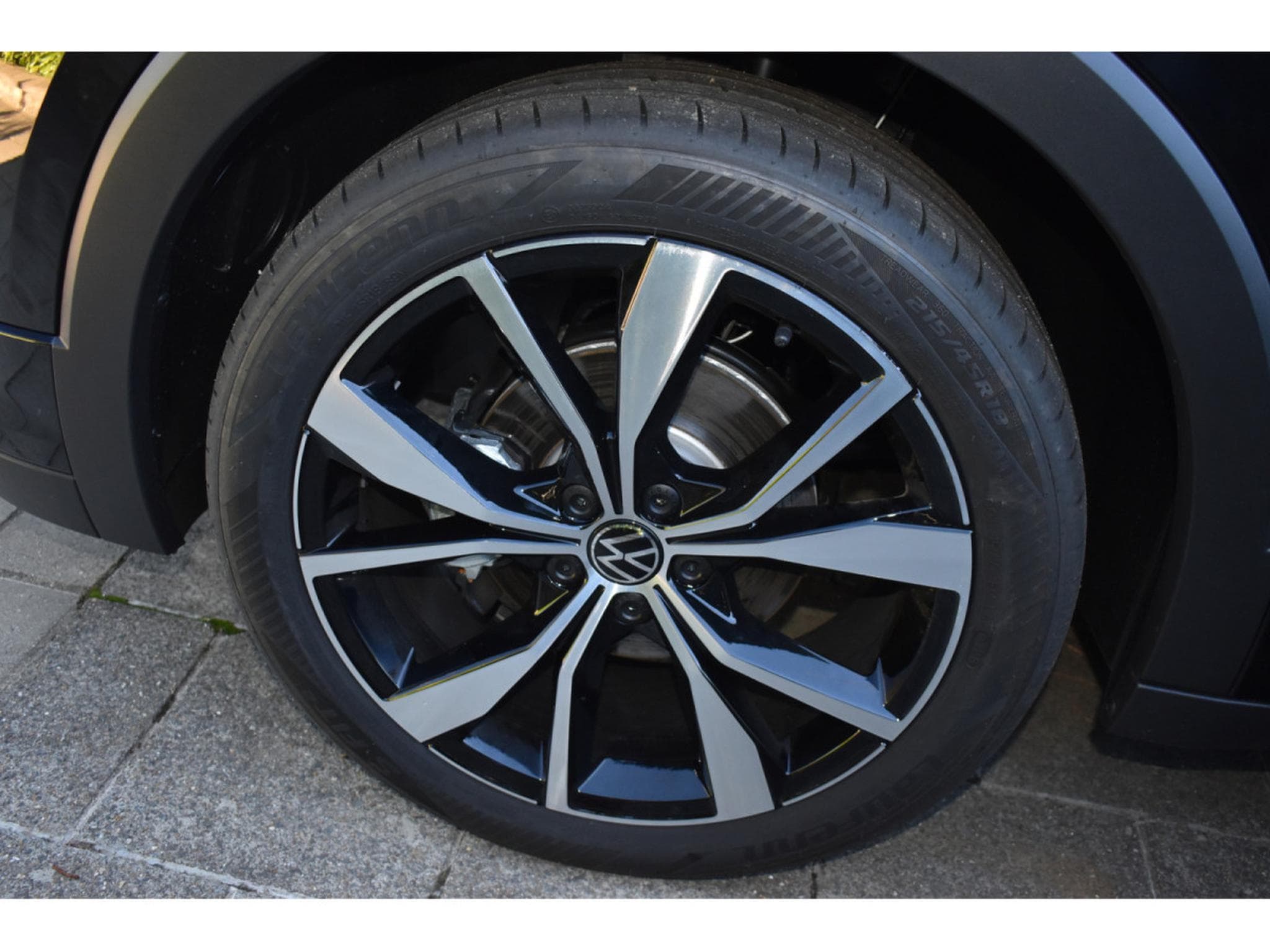 VW T-Cross R-Line 1,5 TSI 150 DSG Matrix 18" AHK En Stock Neuf (2026) - Photo 18