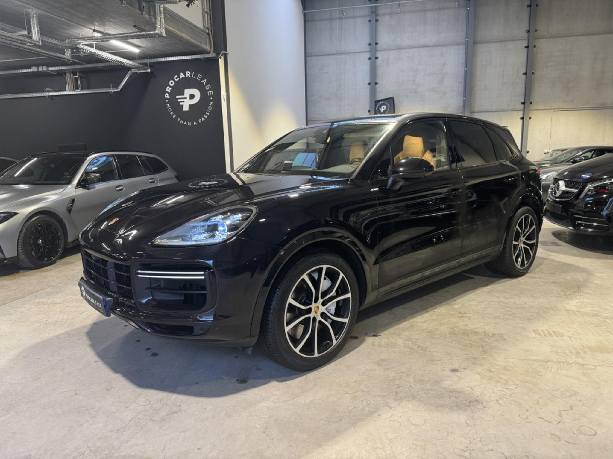 Porsche Cayenne Cayenne Turbo/21/Pano/Camera/ Burmester/ (2018) - Foto 1