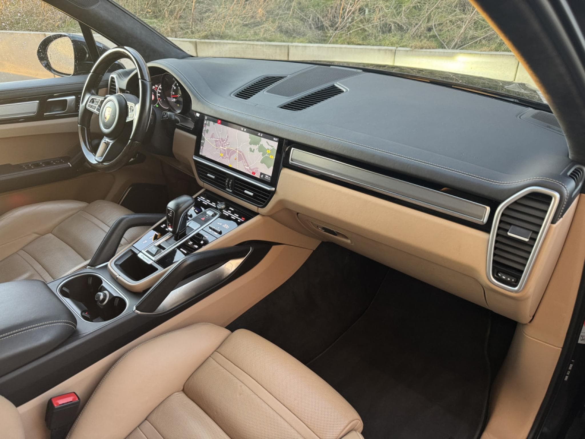 Porsche Cayenne Cayenne Turbo/21/Pano/Camera/ Burmester/ (2018) - Foto 11