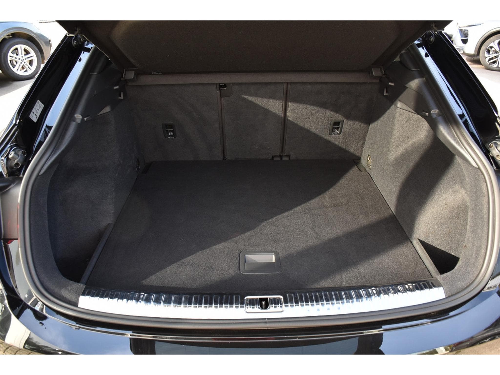 Audi RSQ3 Sportback 2.5 TFSI Quattro S-Tronic PANO NAPPA CAM360 SONOS (2021) - Foto 23