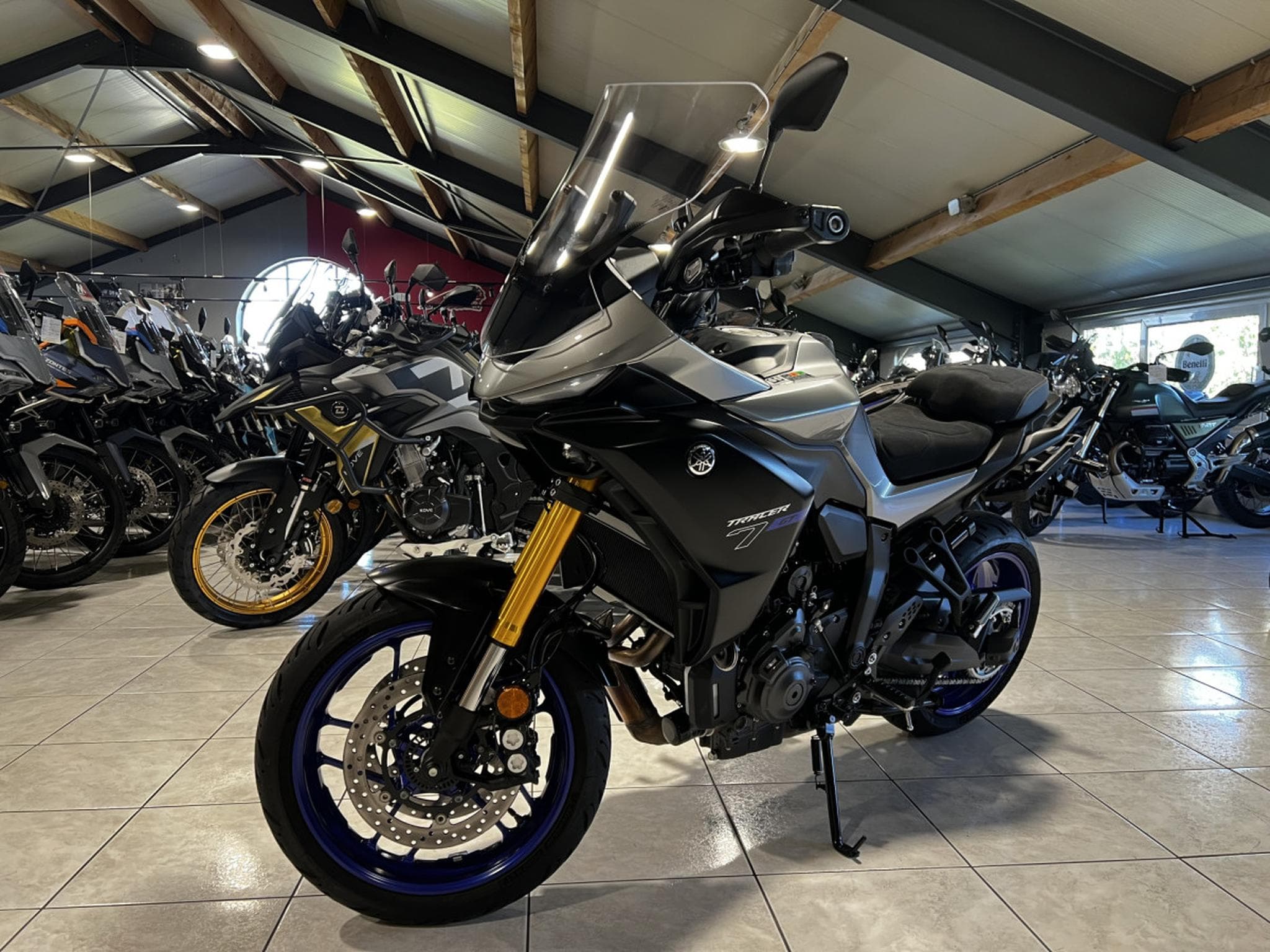 Yamaha Tracer 7 GT inclus valises (2025) - Foto 2