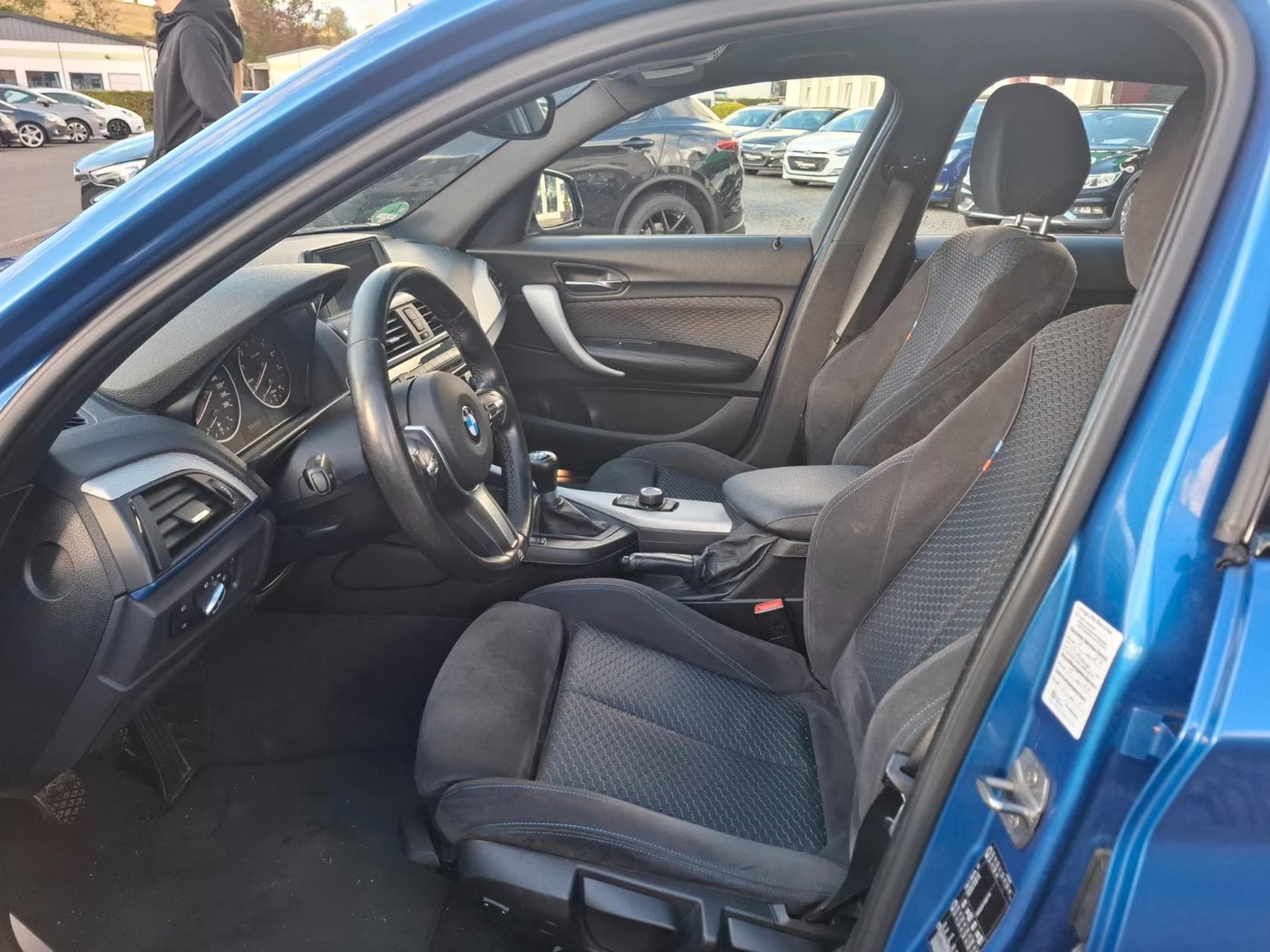 BMW 116 i M Sport SHZ KLIMA AHK (2016) - Photo 3