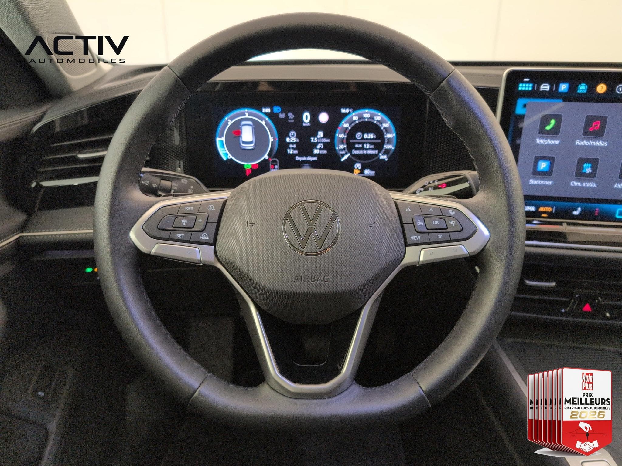VW Passat 2.0 TDI EVO SCR 122 DSG7 Life Plus (2026) - Photo 16