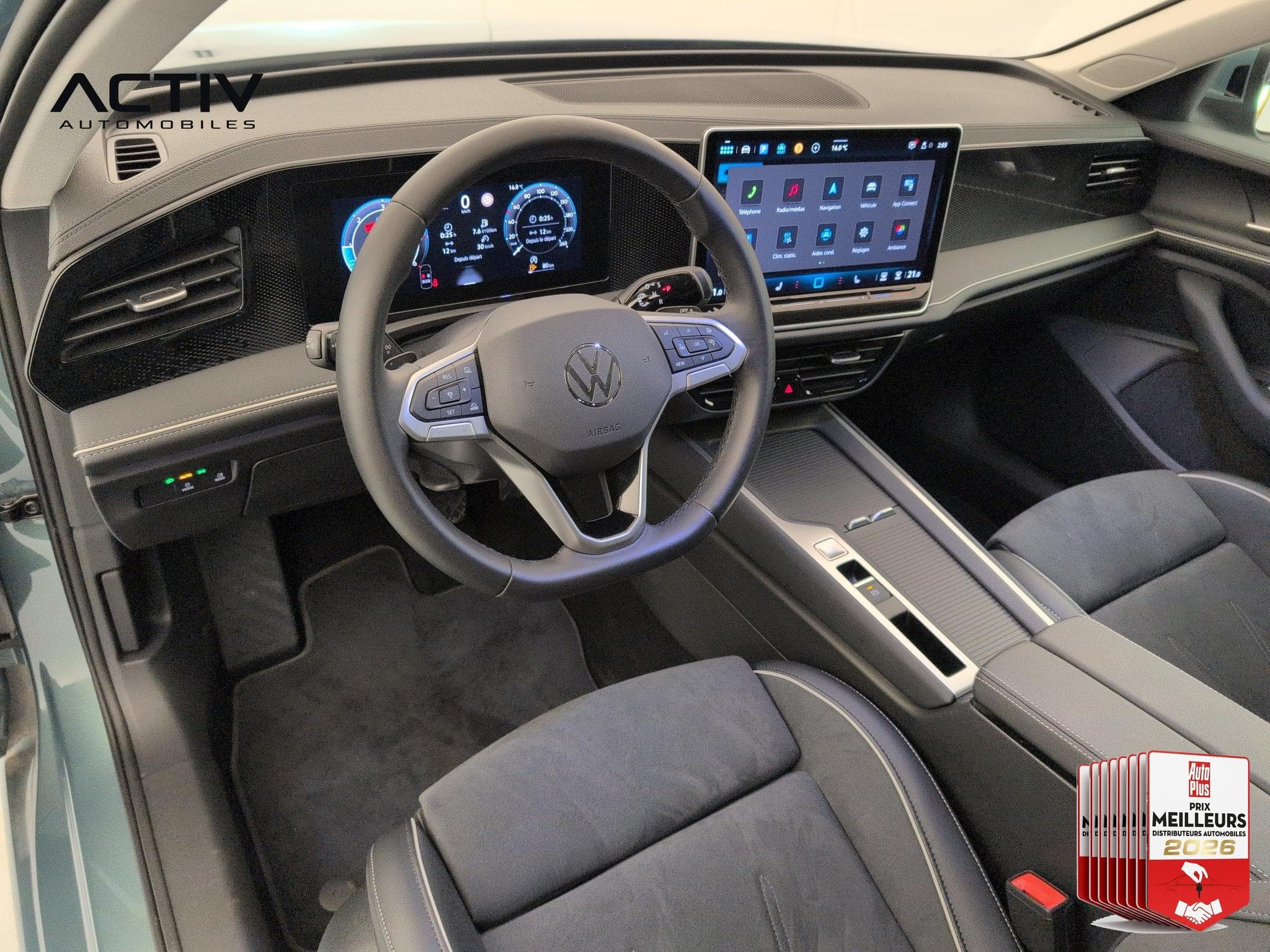 VW Passat 2.0 TDI EVO SCR 122 DSG7 Life Plus (2026) - Photo 17