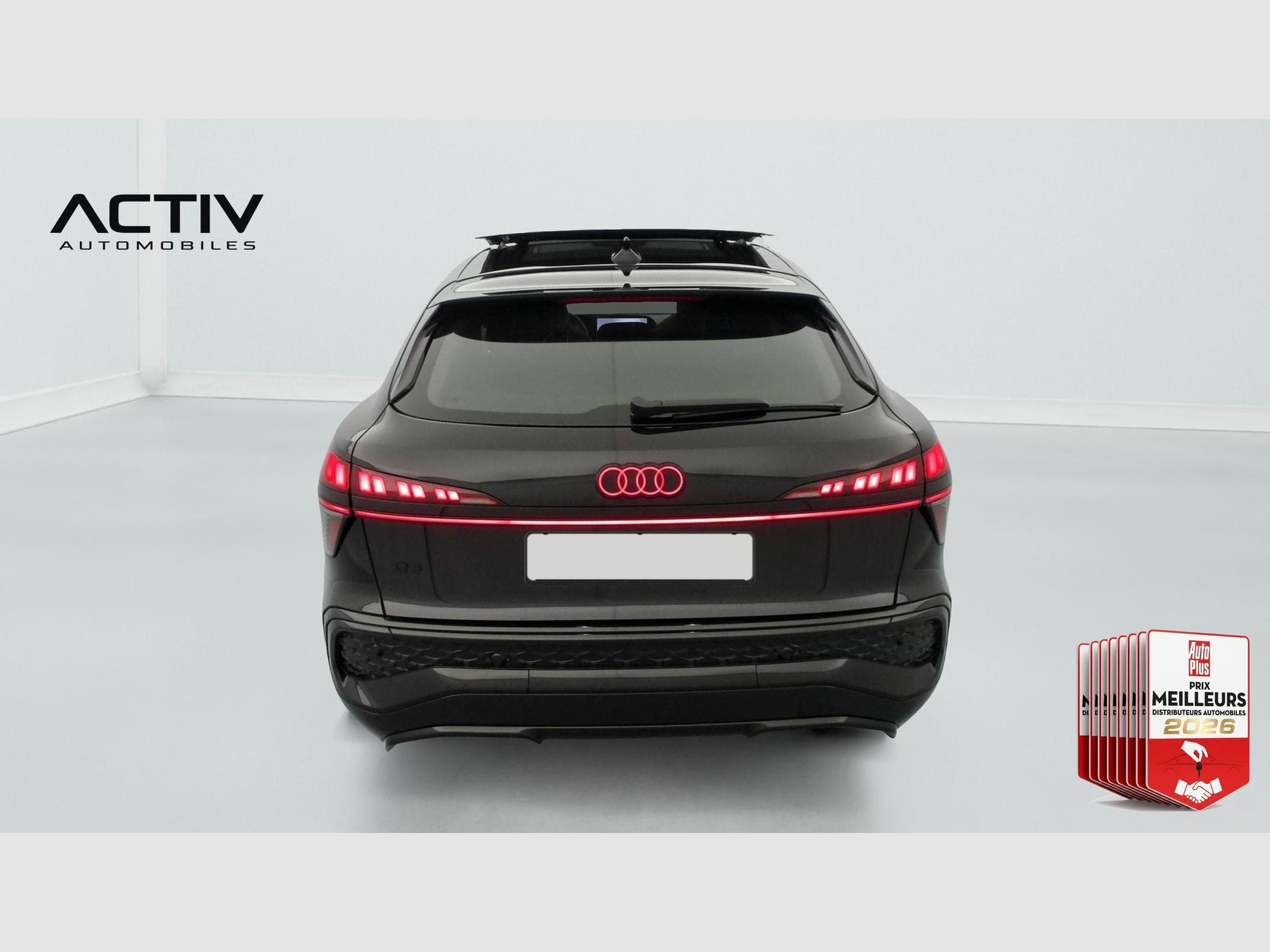 Audi Q3 E-HYBRID 272 CH S TRONIC 6 S LINE (2026) - Photo 6
