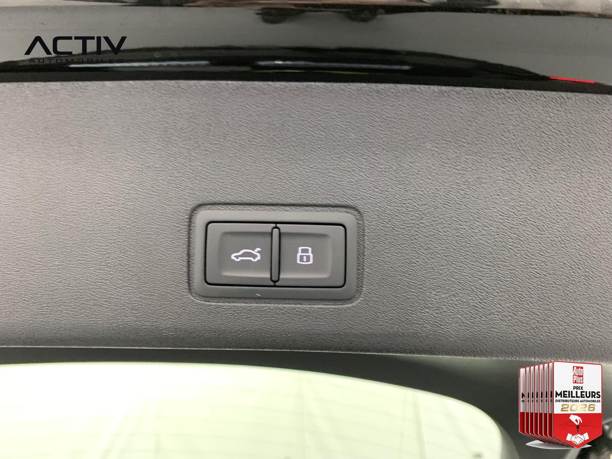Audi Q3 E-HYBRID 272 CH S TRONIC 6 S LINE (2026) - Photo 13