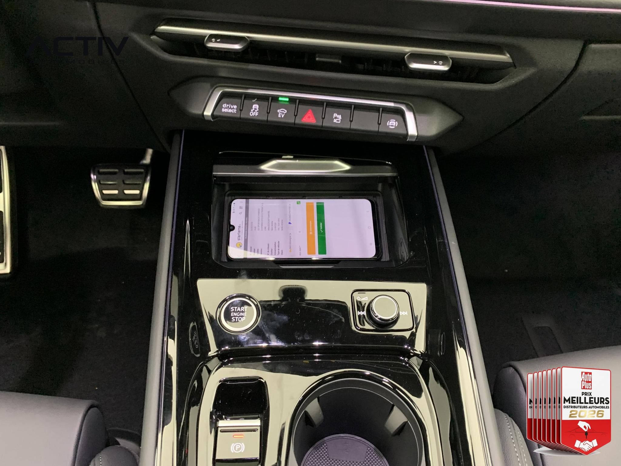 Audi Q3 E-HYBRID 272 CH S TRONIC 6 S LINE (2026) - Photo 20